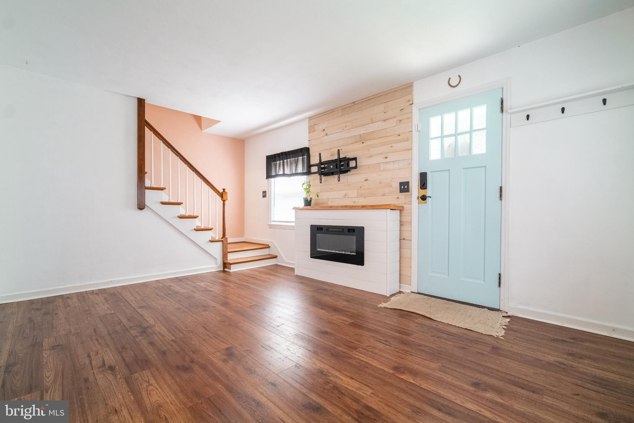 25 KEYSTONE DRIVE