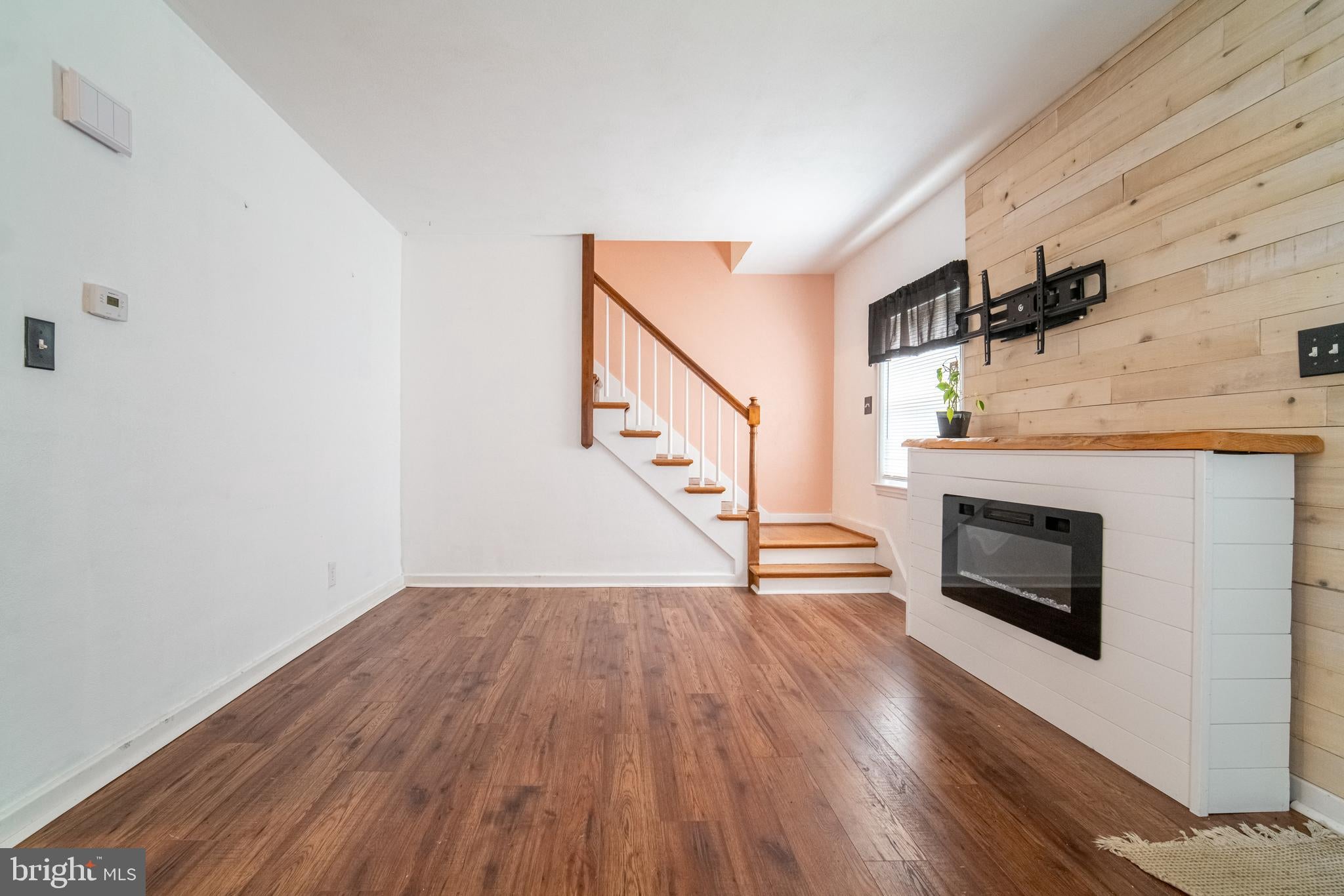 25 KEYSTONE DRIVE