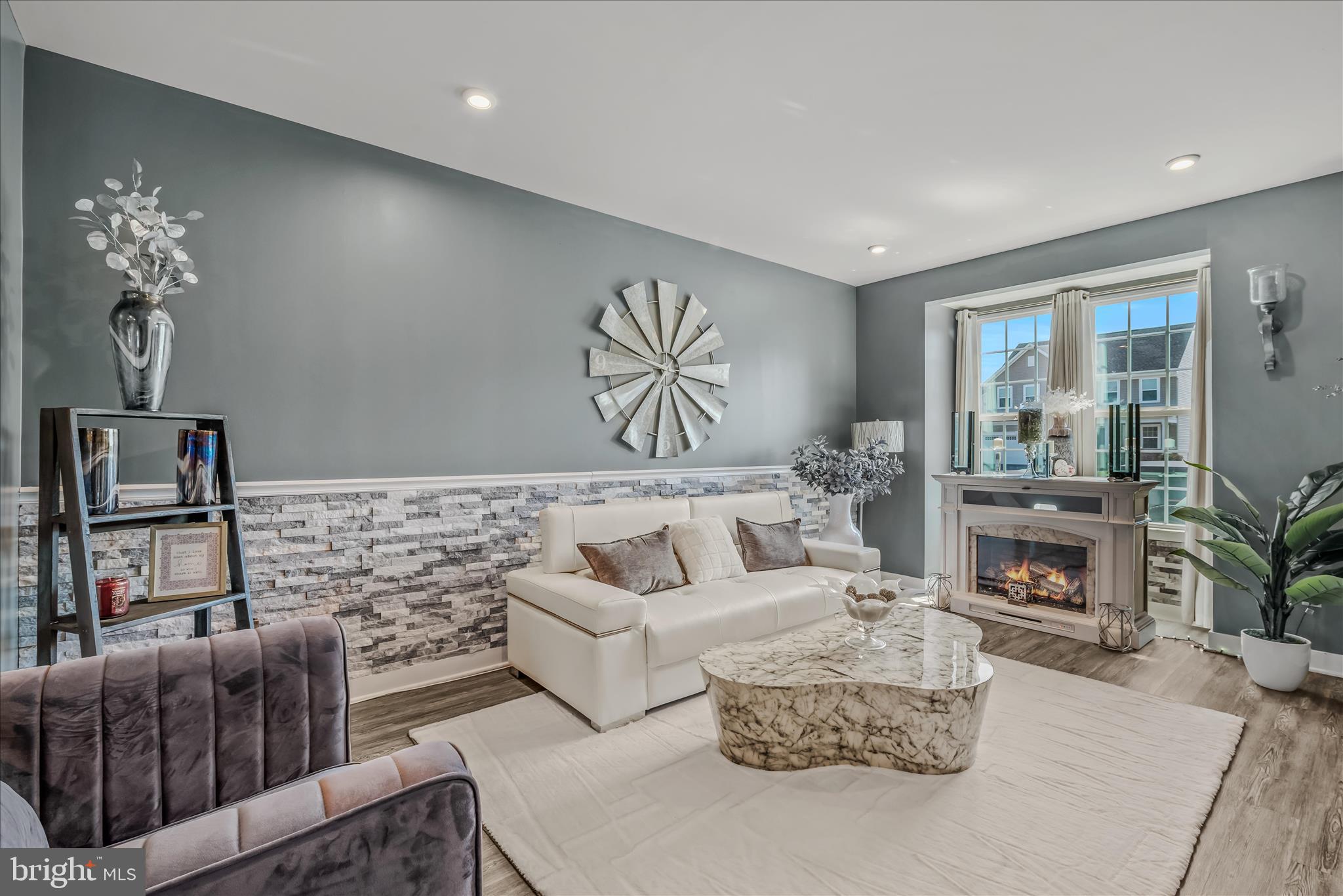 POTOMAC STATION - Residential