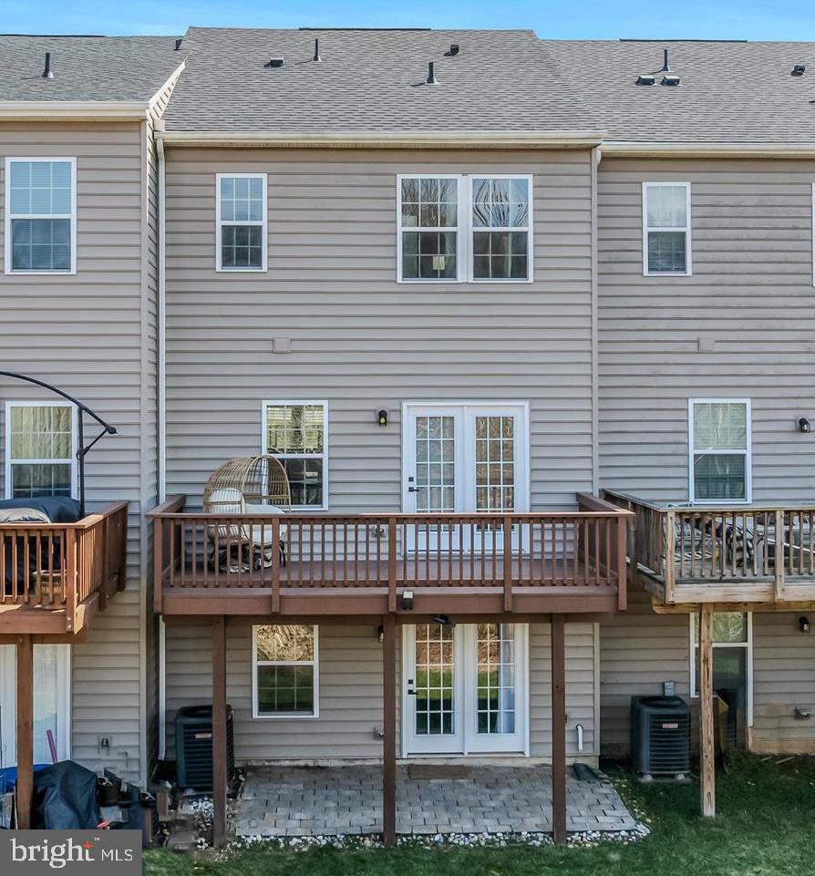 POTOMAC STATION - Residential