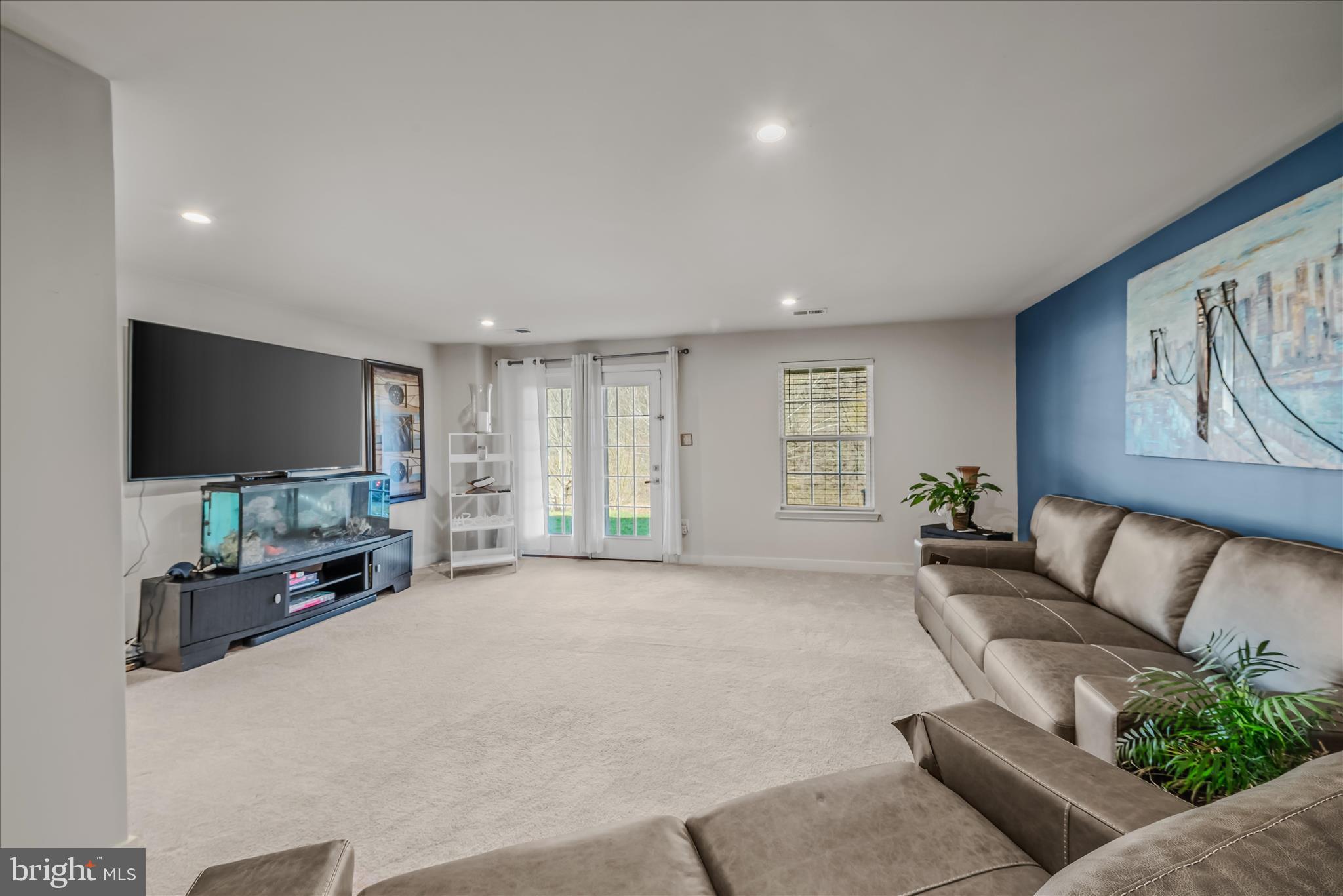 POTOMAC STATION - Residential