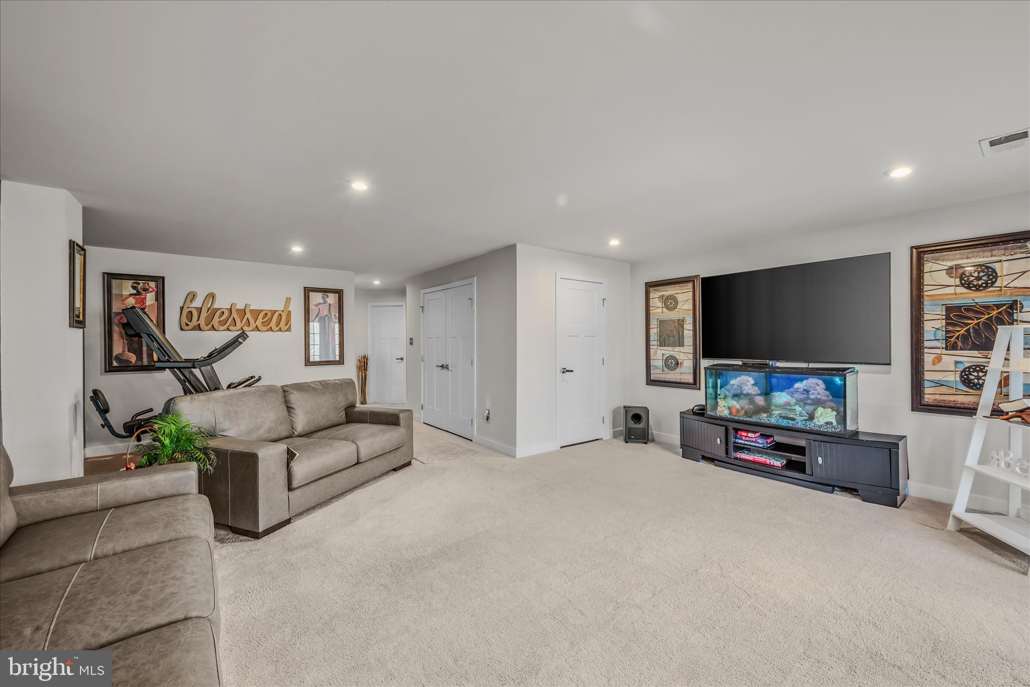 POTOMAC STATION - Residential