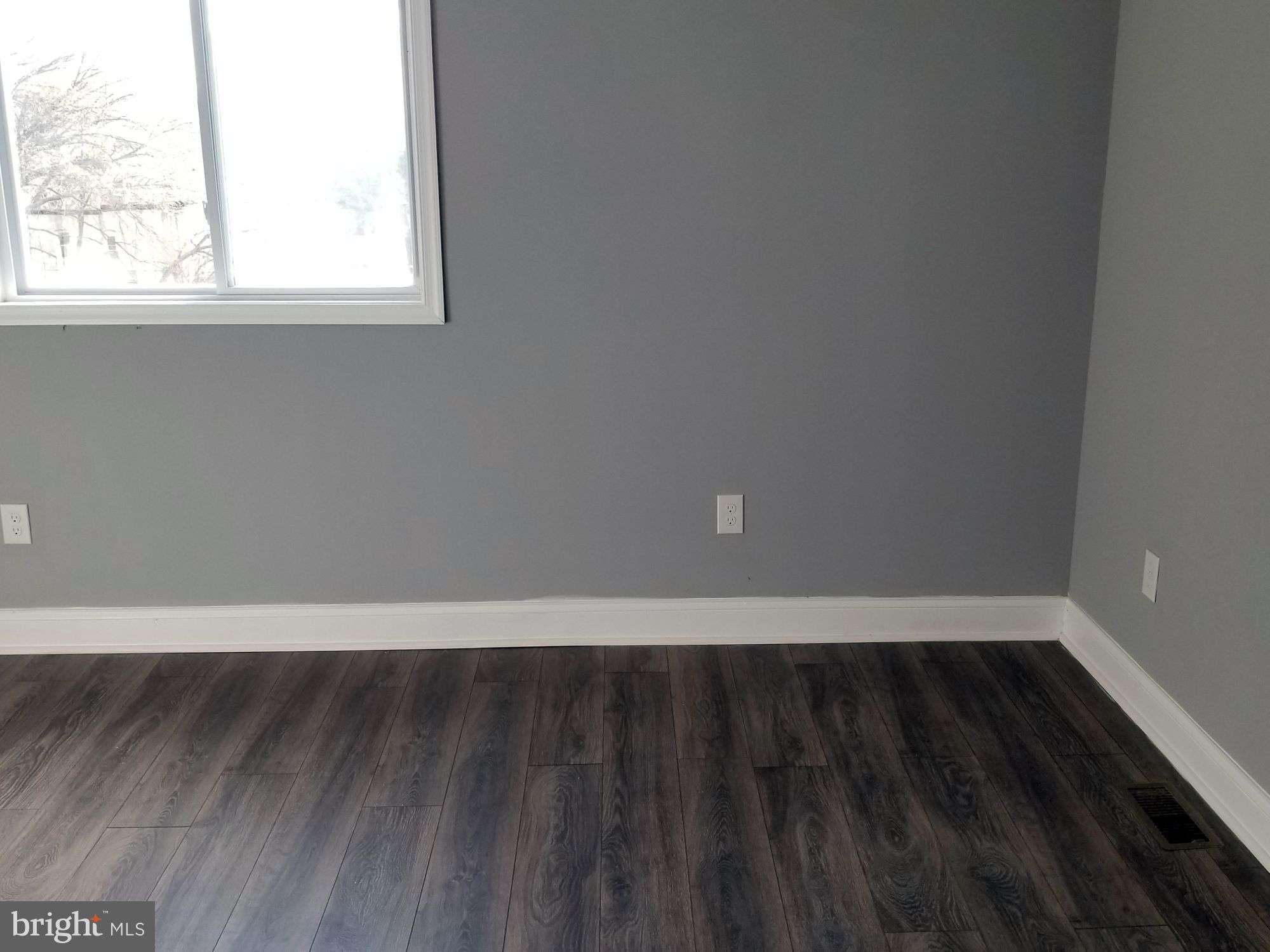 ROSEMONT EAST - Residential