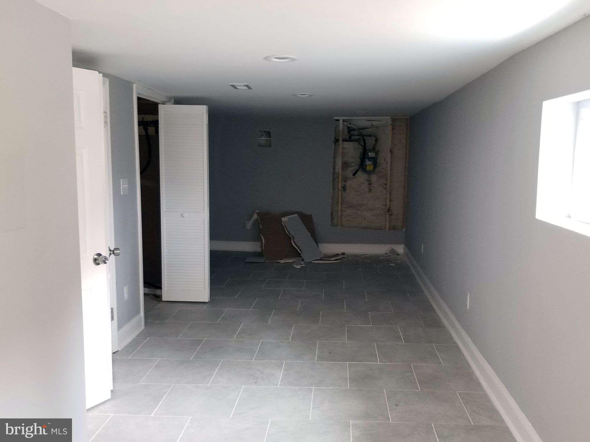 ROSEMONT EAST - Residential