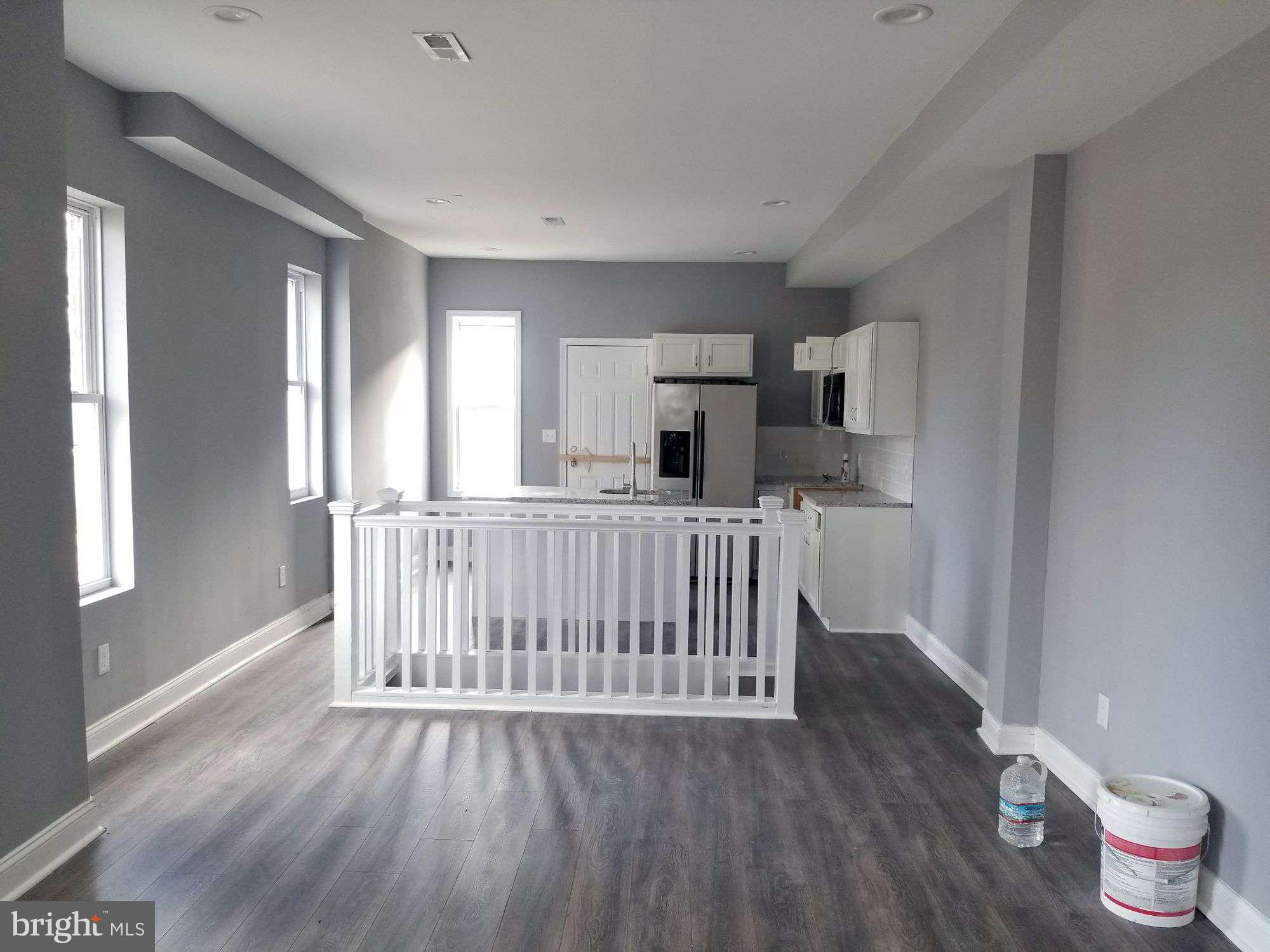ROSEMONT EAST - Residential