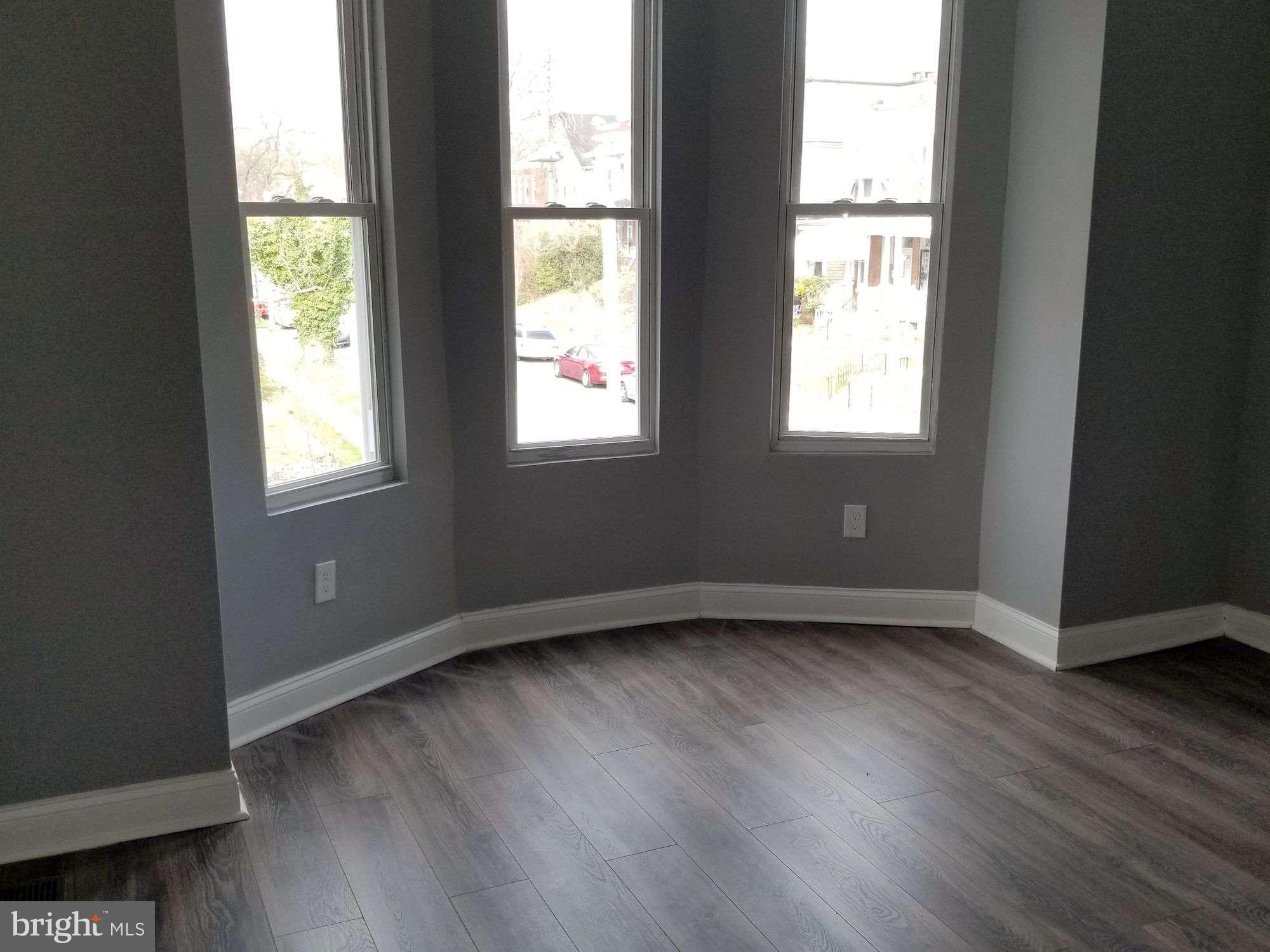 ROSEMONT EAST - Residential