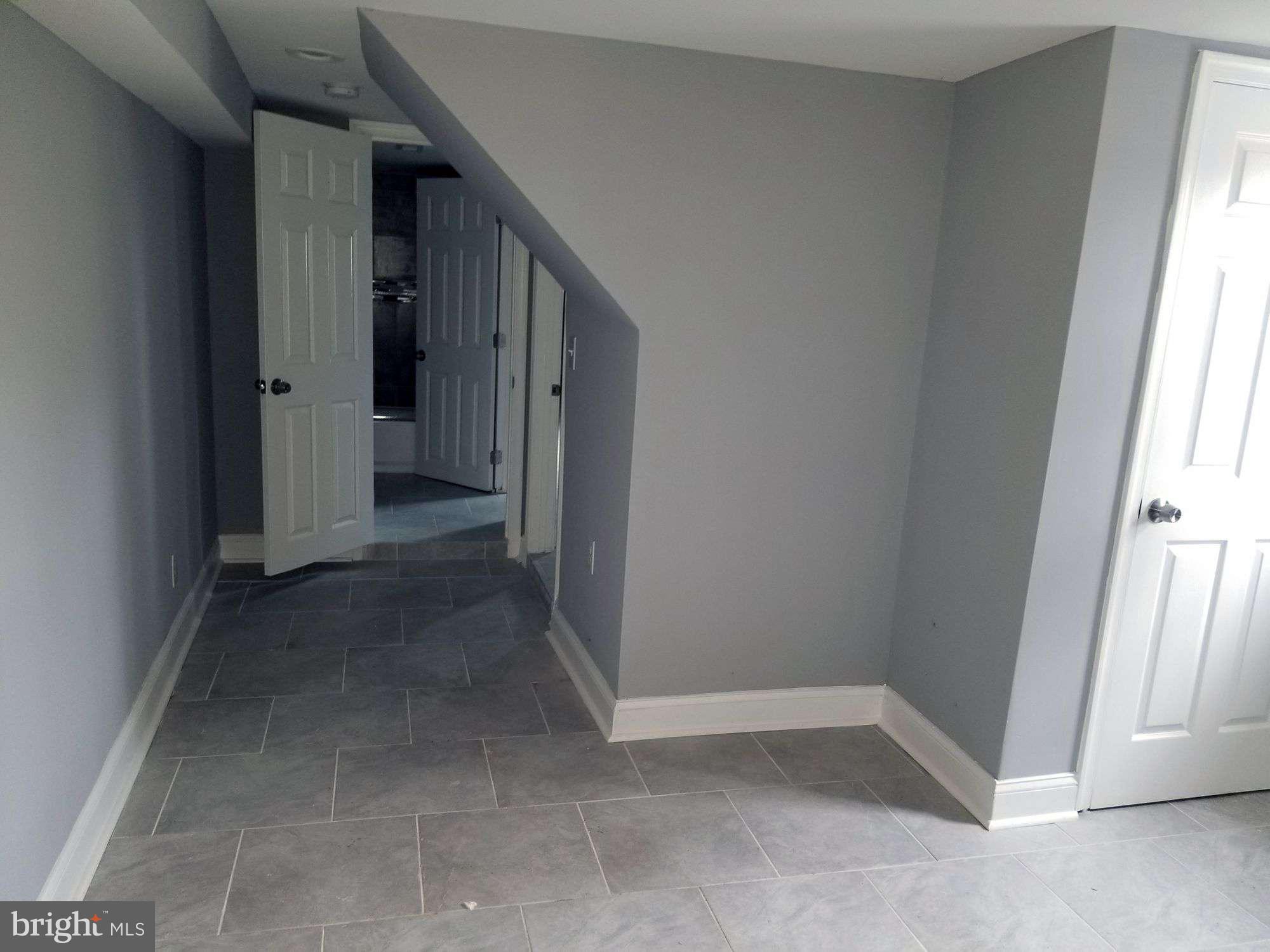 ROSEMONT EAST - Residential