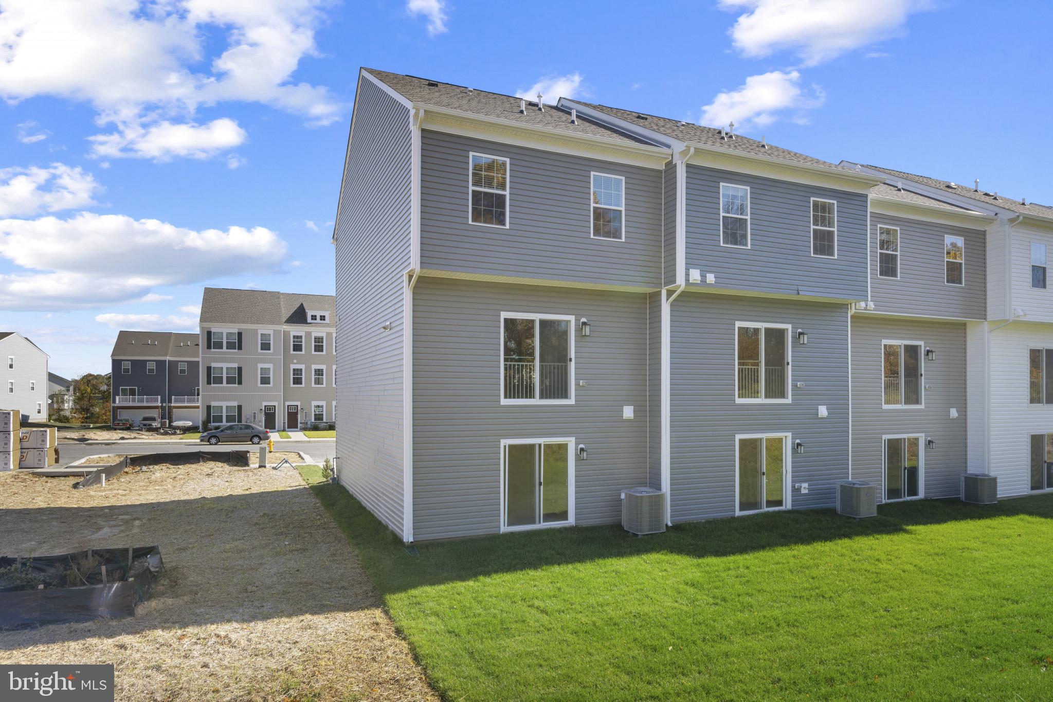 MAGNOLIA LANDING - Residential