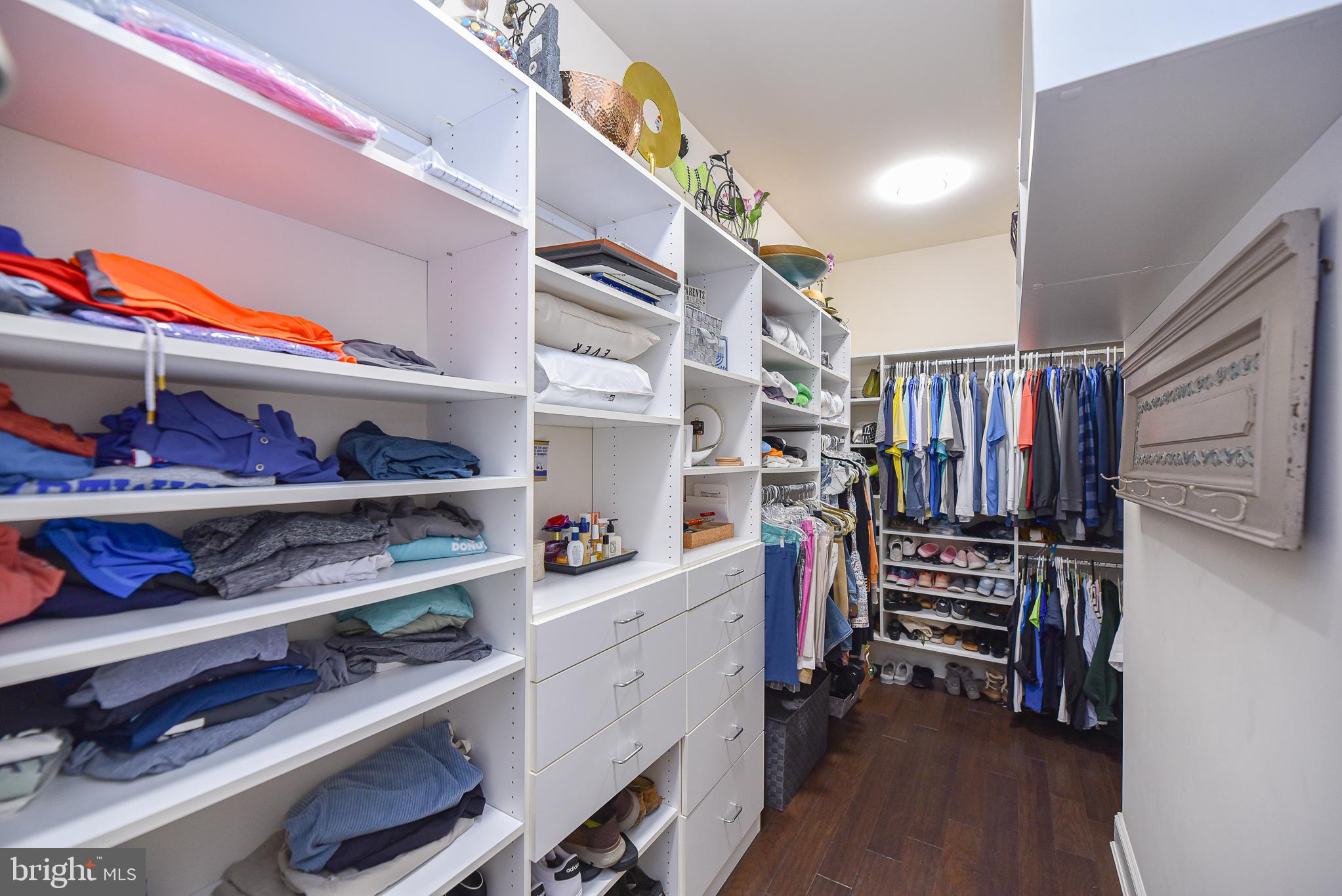 BAY FOREST CLUB - Residential