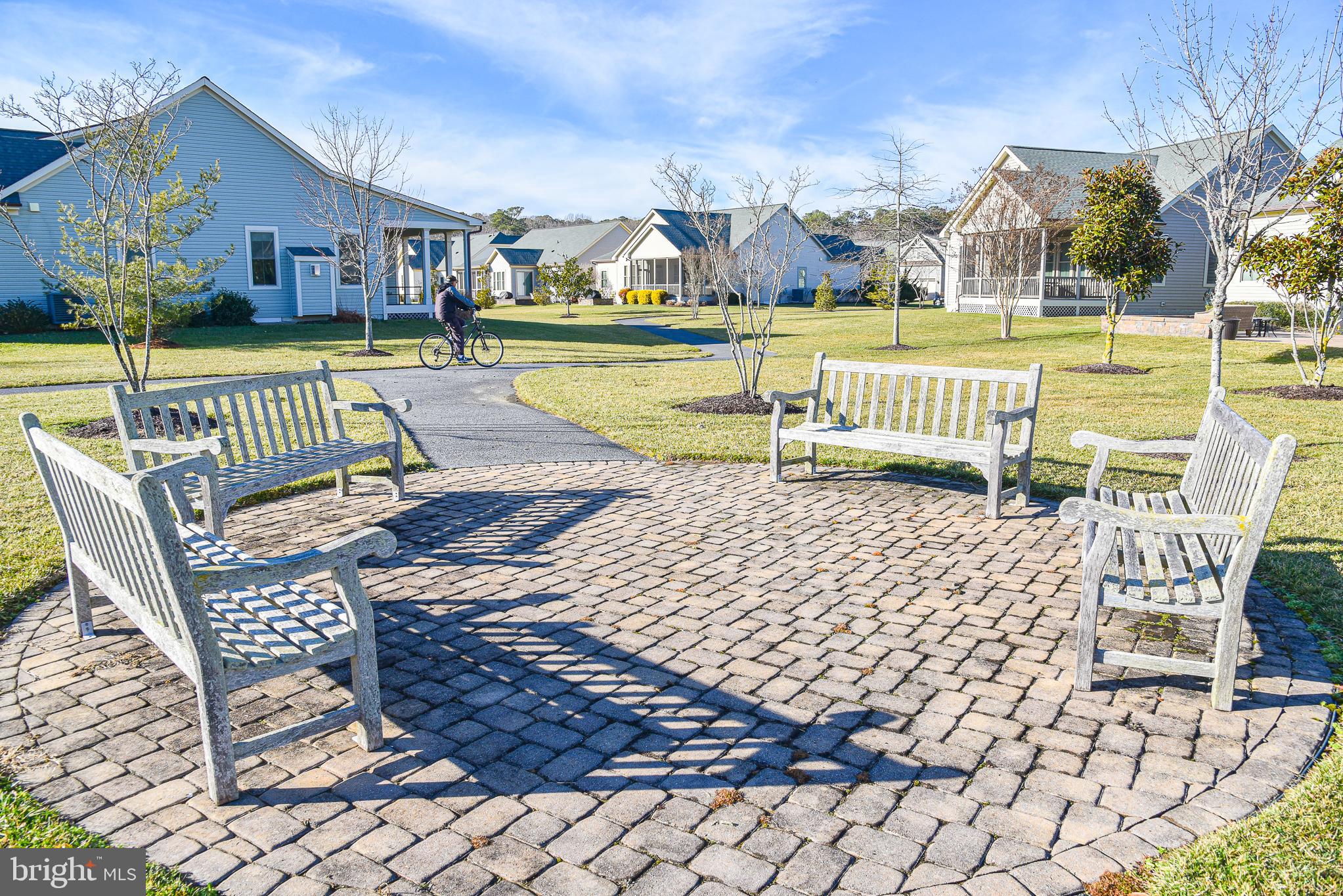 BAY FOREST CLUB - Residential