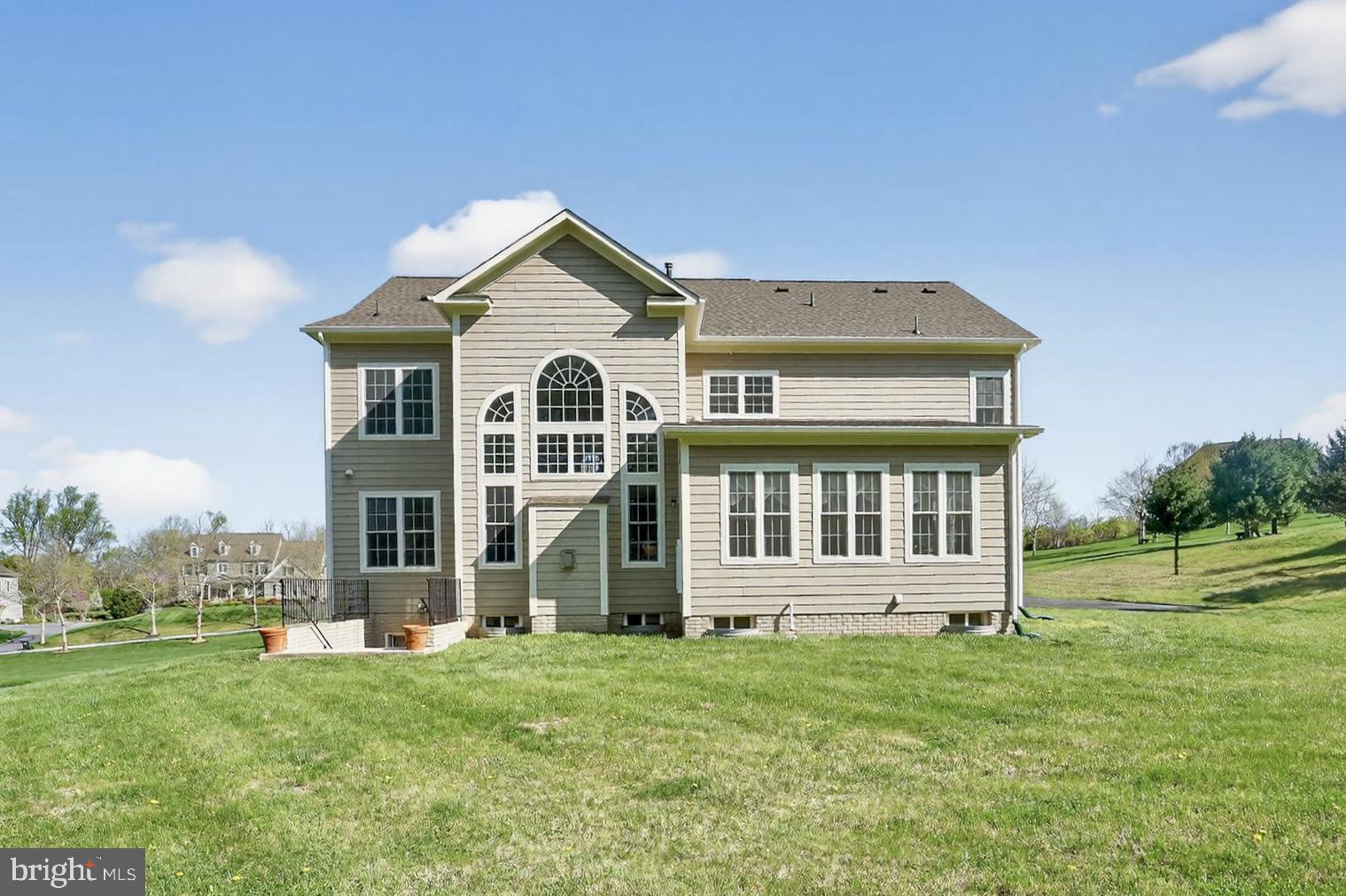 RIVERWOOD - Residential