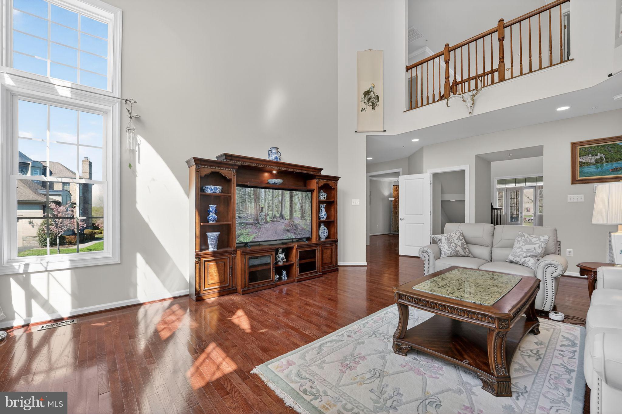 RIVERWOOD - Residential