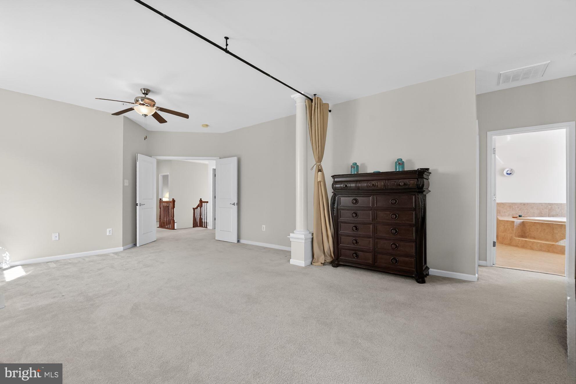 RIVERWOOD - Residential