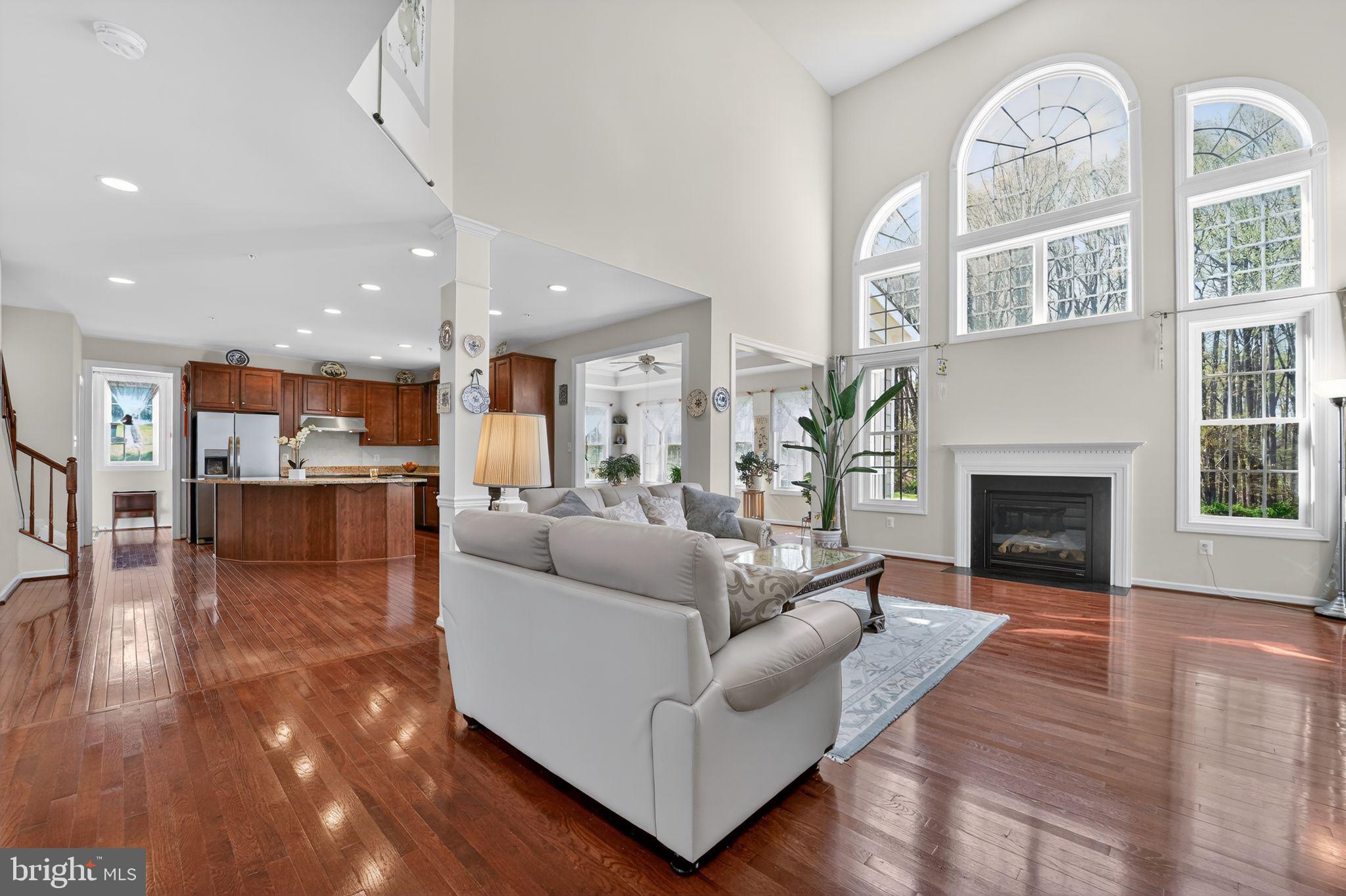 RIVERWOOD - Residential