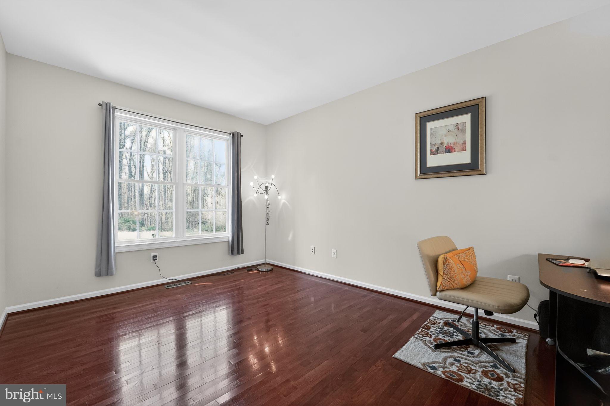 RIVERWOOD - Residential