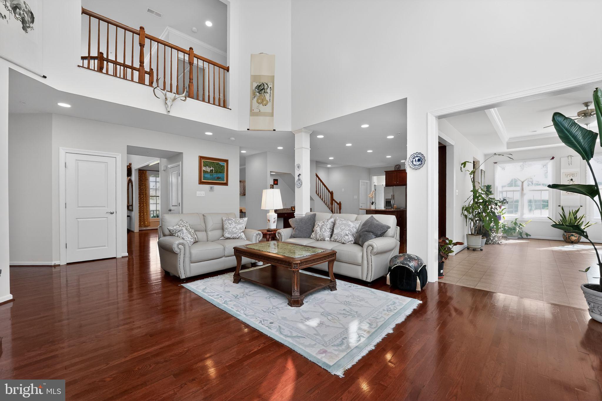 RIVERWOOD - Residential