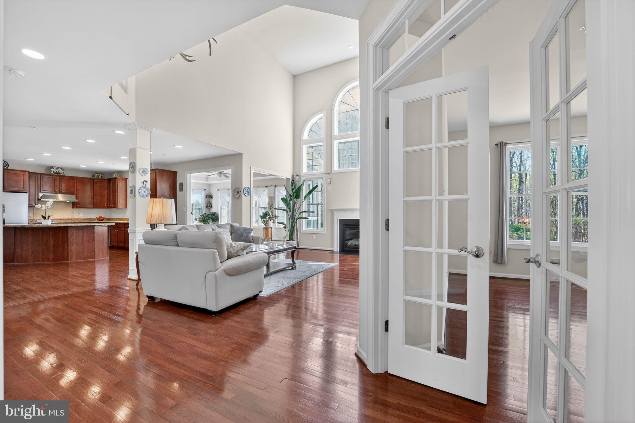 RIVERWOOD - Residential