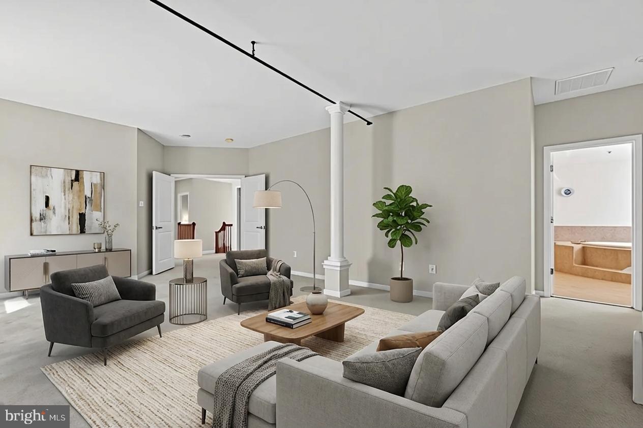 RIVERWOOD - Residential