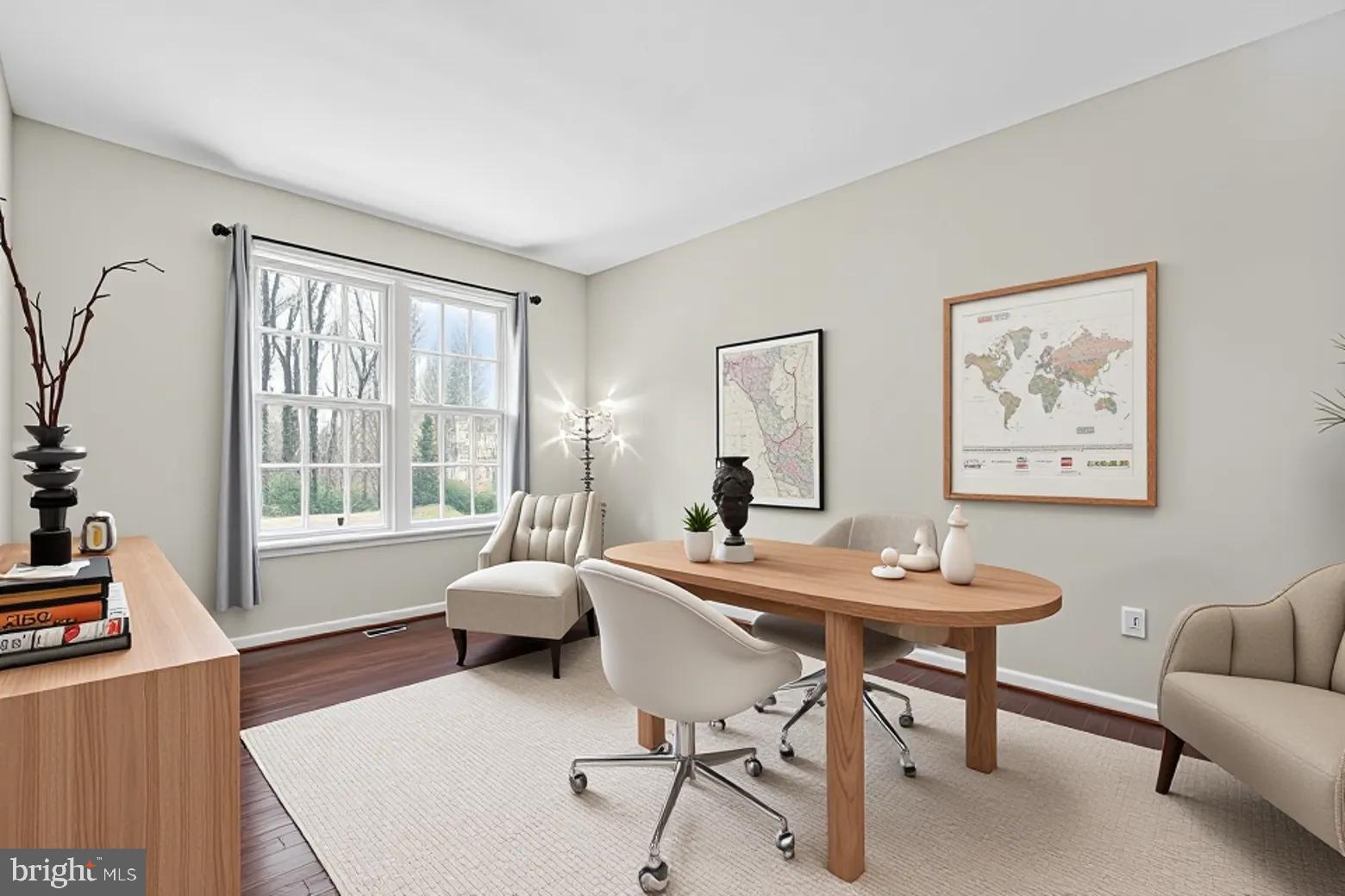 RIVERWOOD - Residential