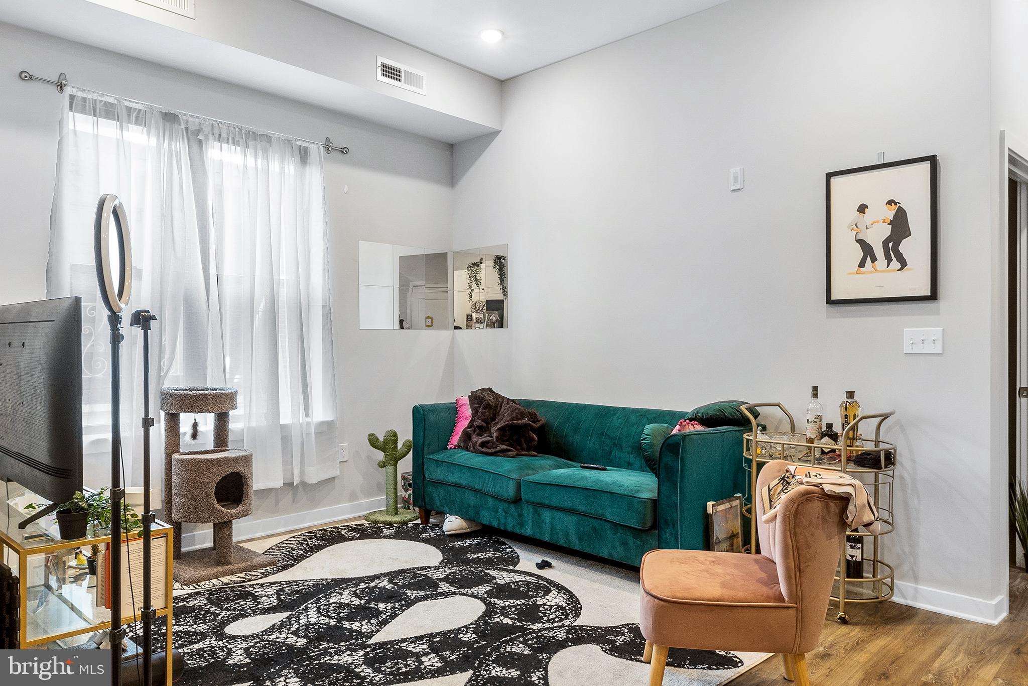 MANAYUNK - Residential Lease