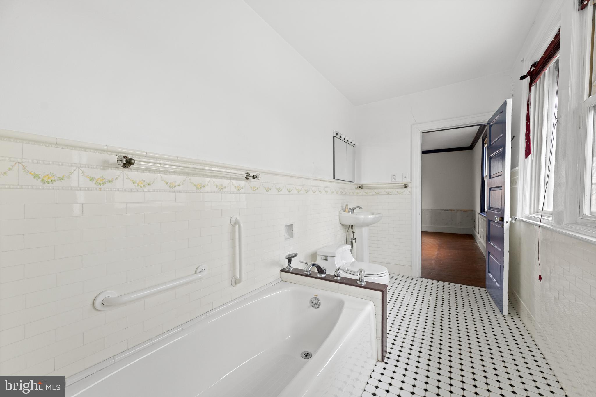 ARDMORE - Residential