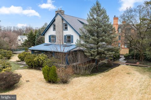 Homes For Sale - 111 E Montgomery Avenue<br/> ARDMORE, PA 19003