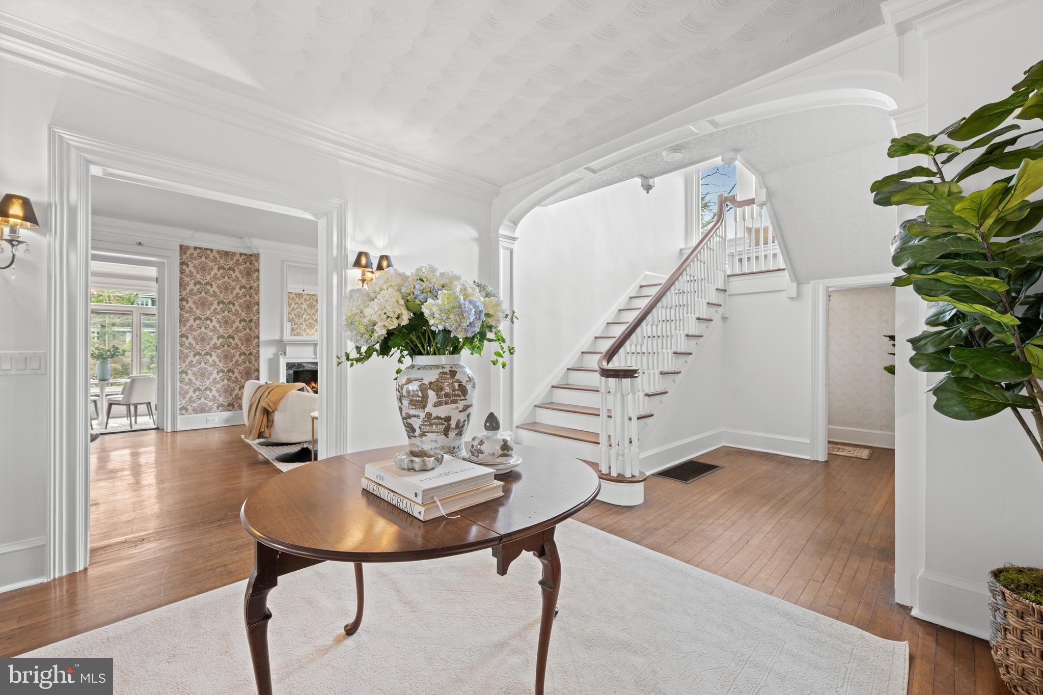 111 E MONTGOMERY AVENUE