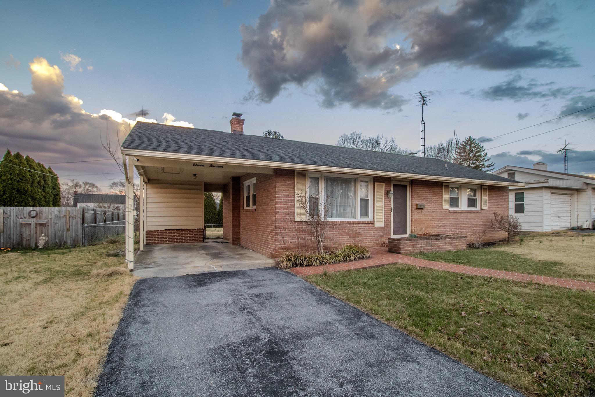 MARTINSBURG CITY - Residential