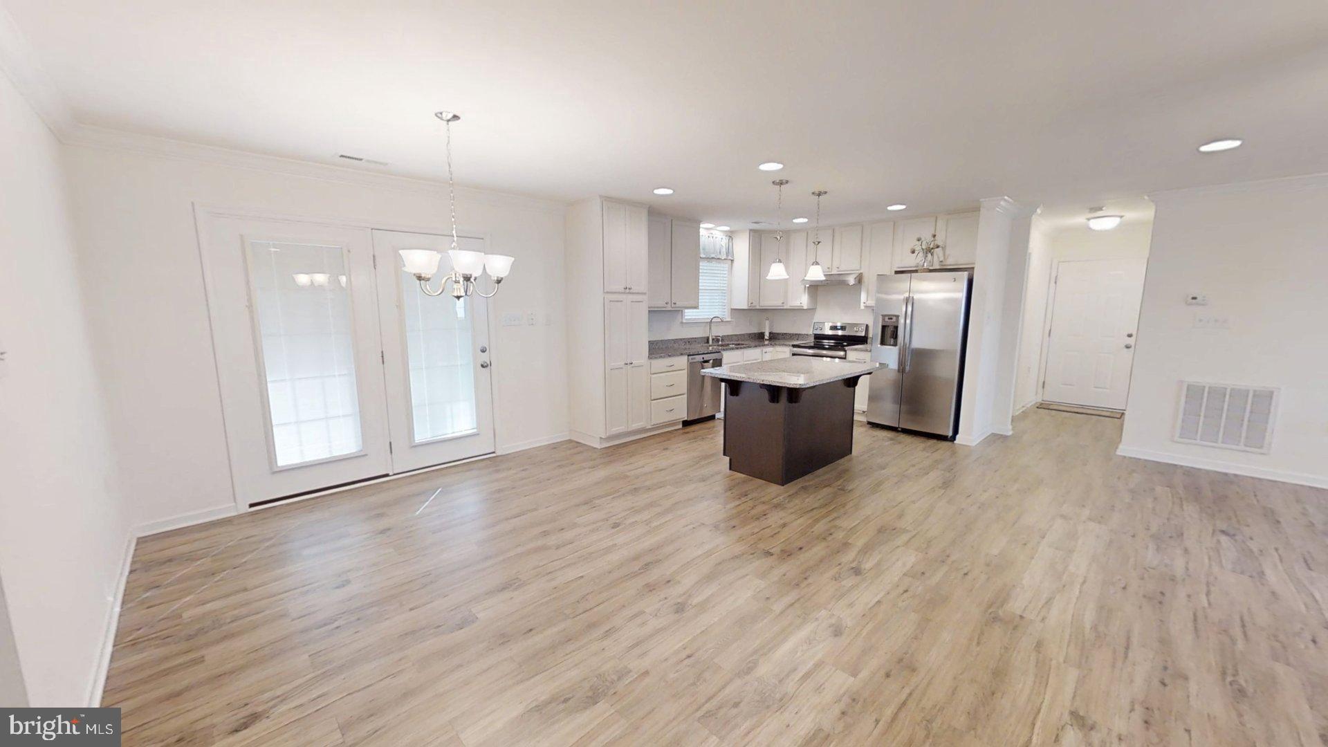 BRIDLE CREEK - Residential