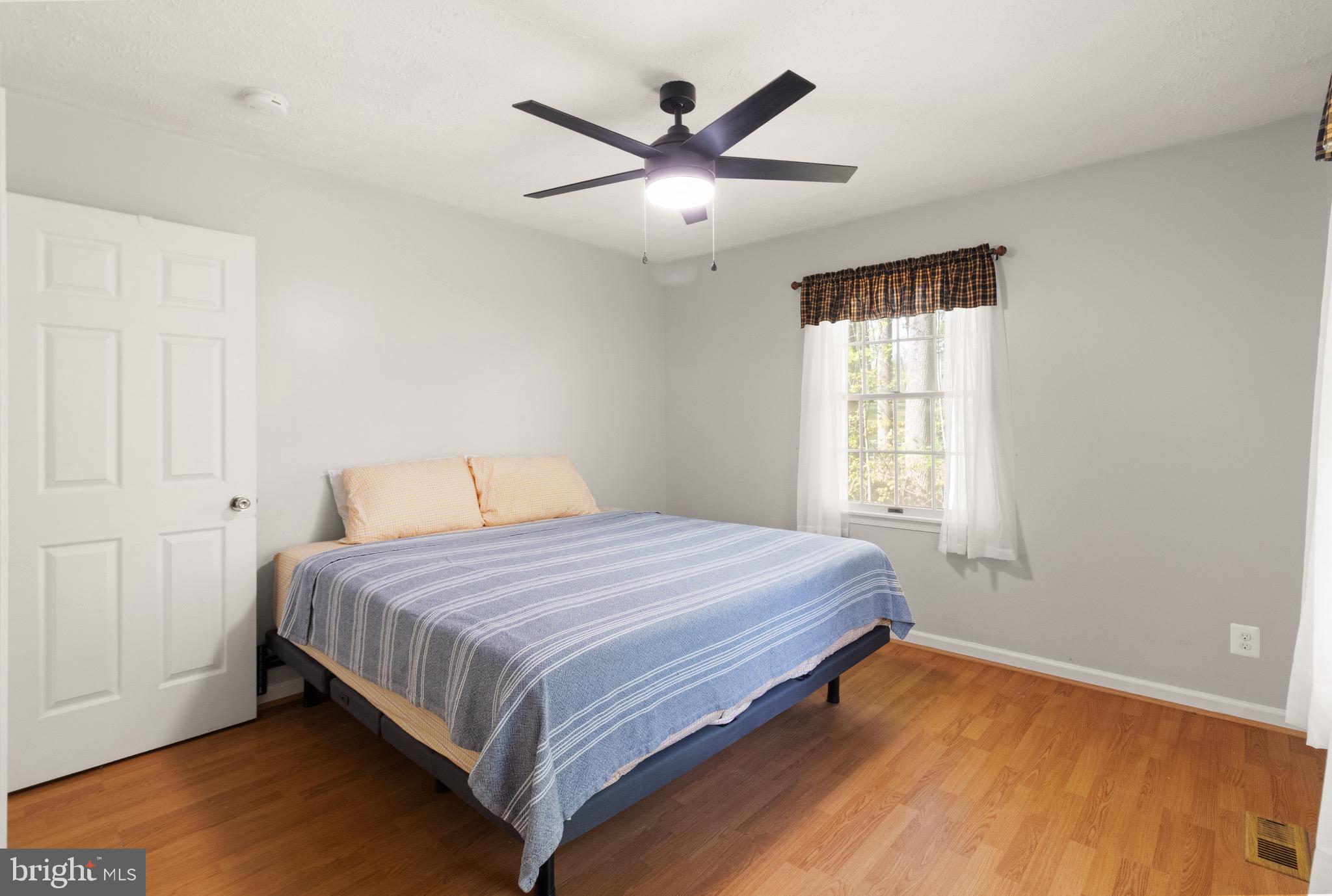 KENNY WOODS - Residential