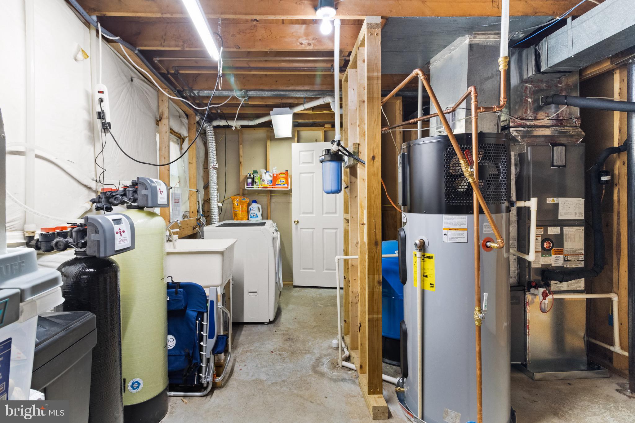 KENNY WOODS - Residential