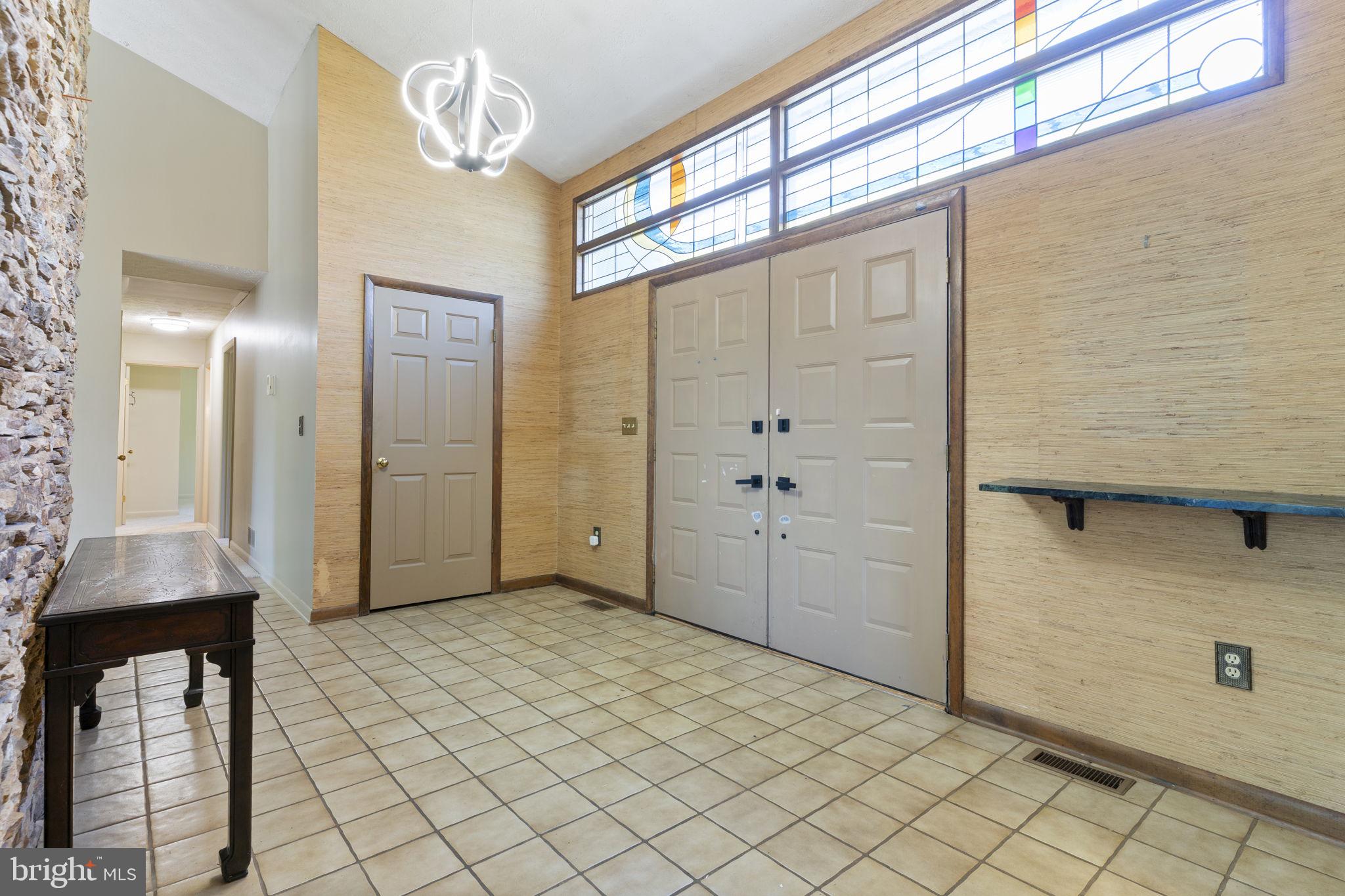1047 SUGAR MAPLE DRIVE