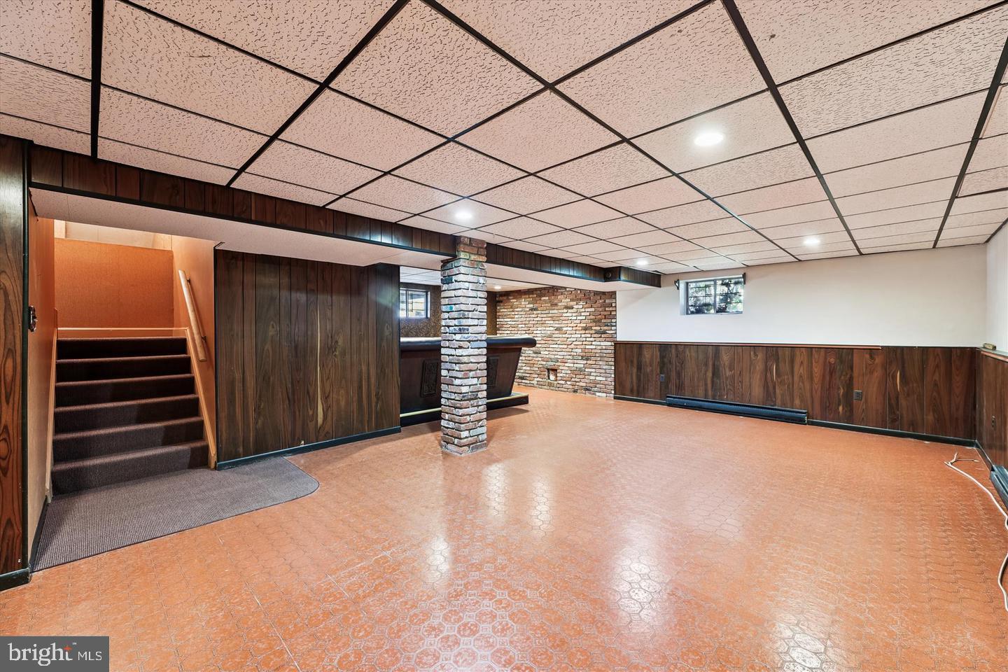 WINTERSET - Residential Lease