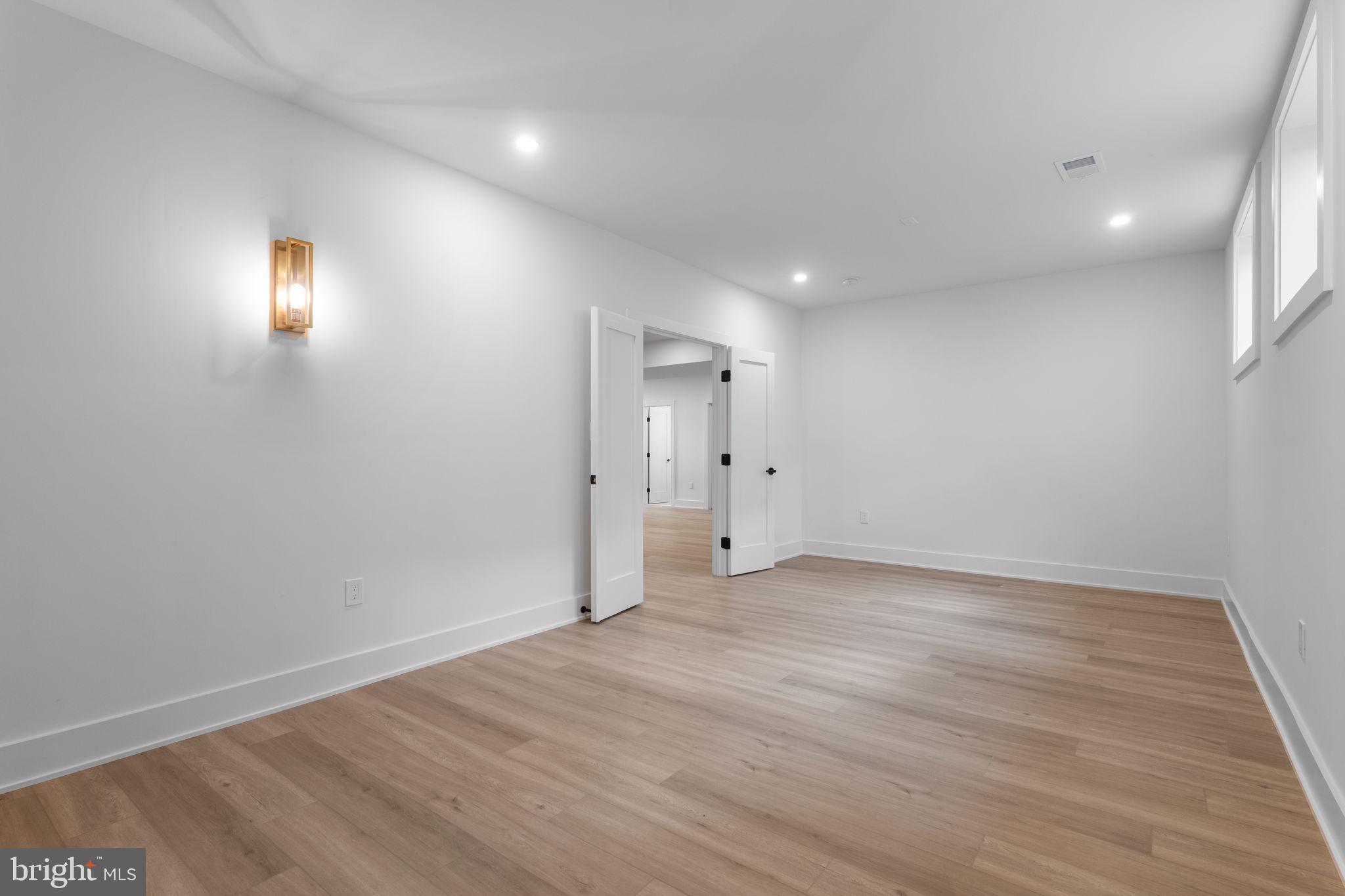 ARNOLD PARK - Residential