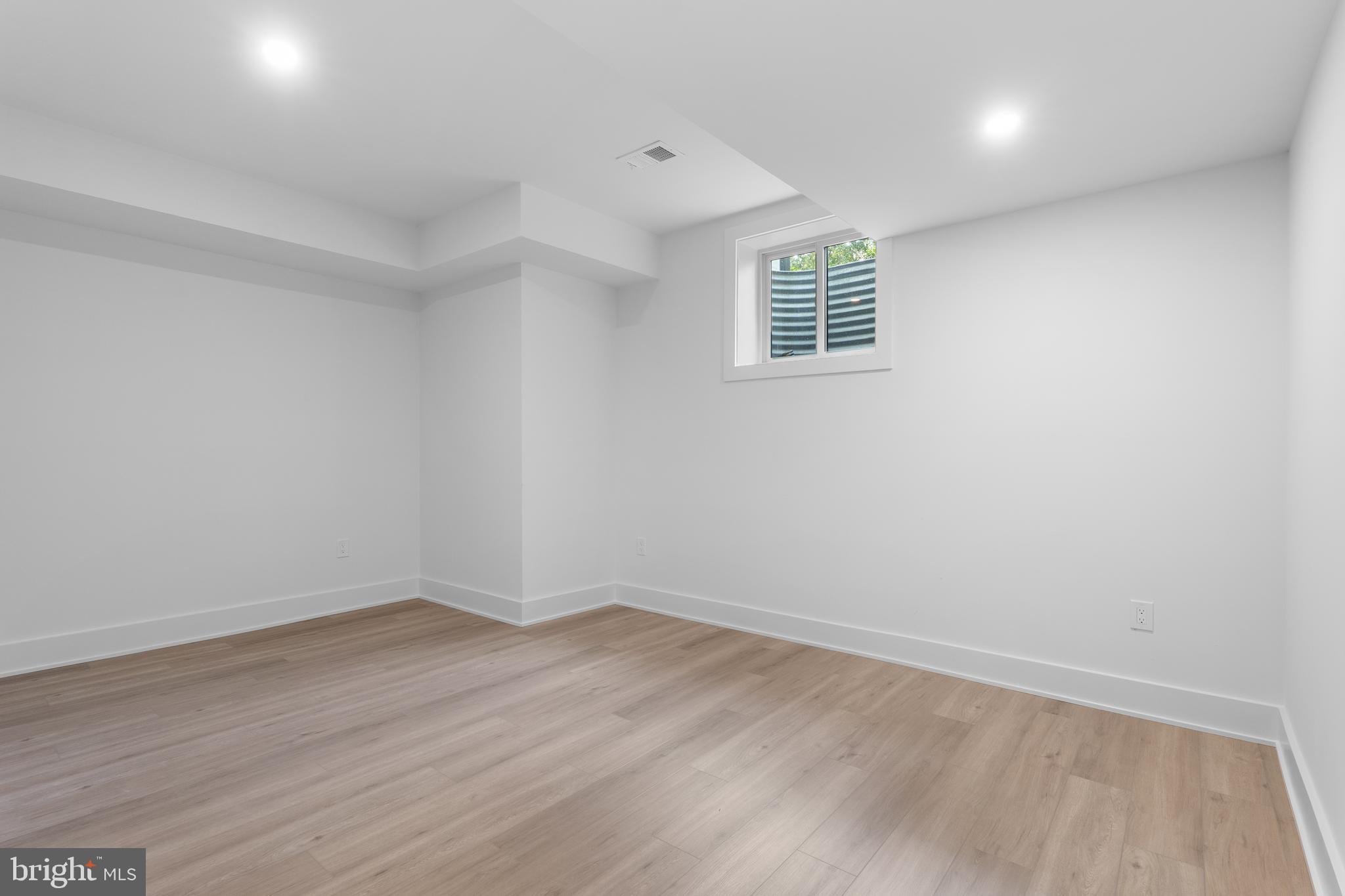 ARNOLD PARK - Residential