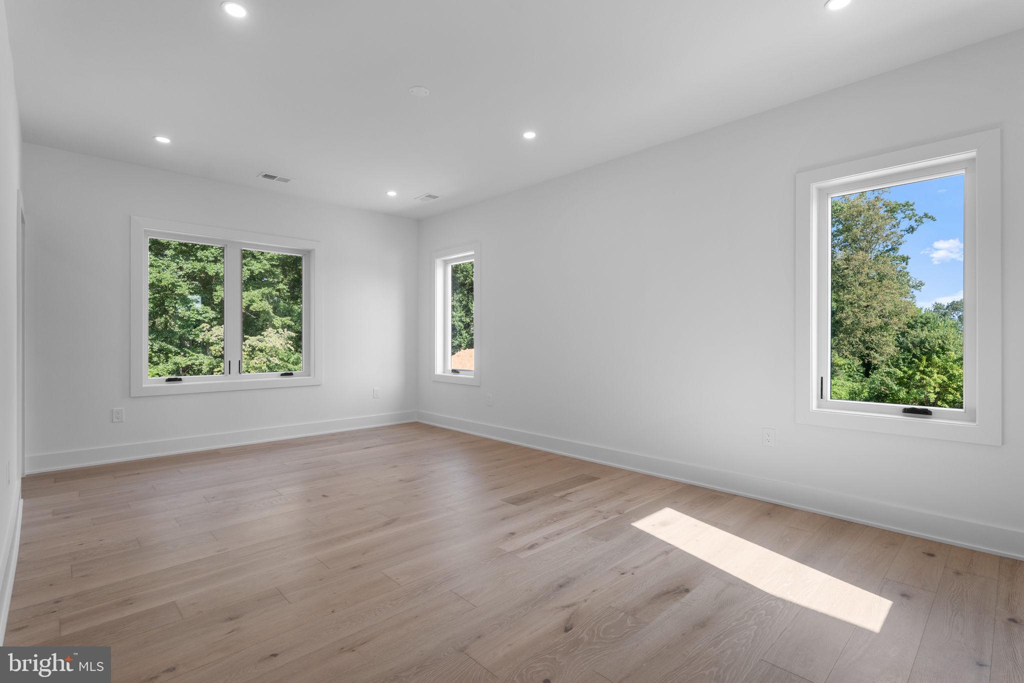 ARNOLD PARK - Residential