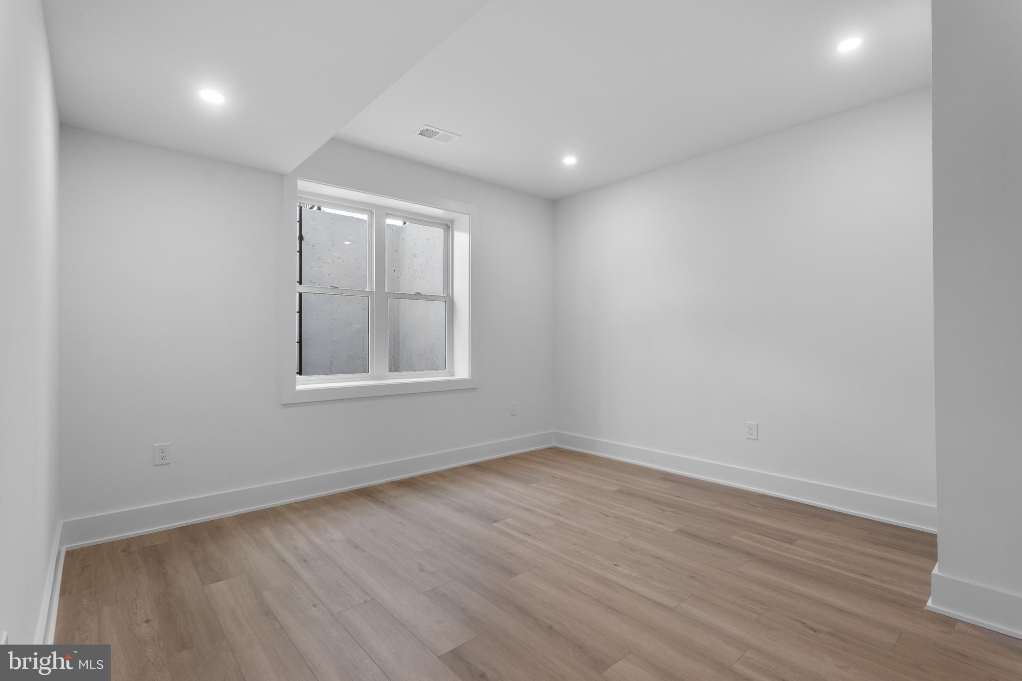 ARNOLD PARK - Residential