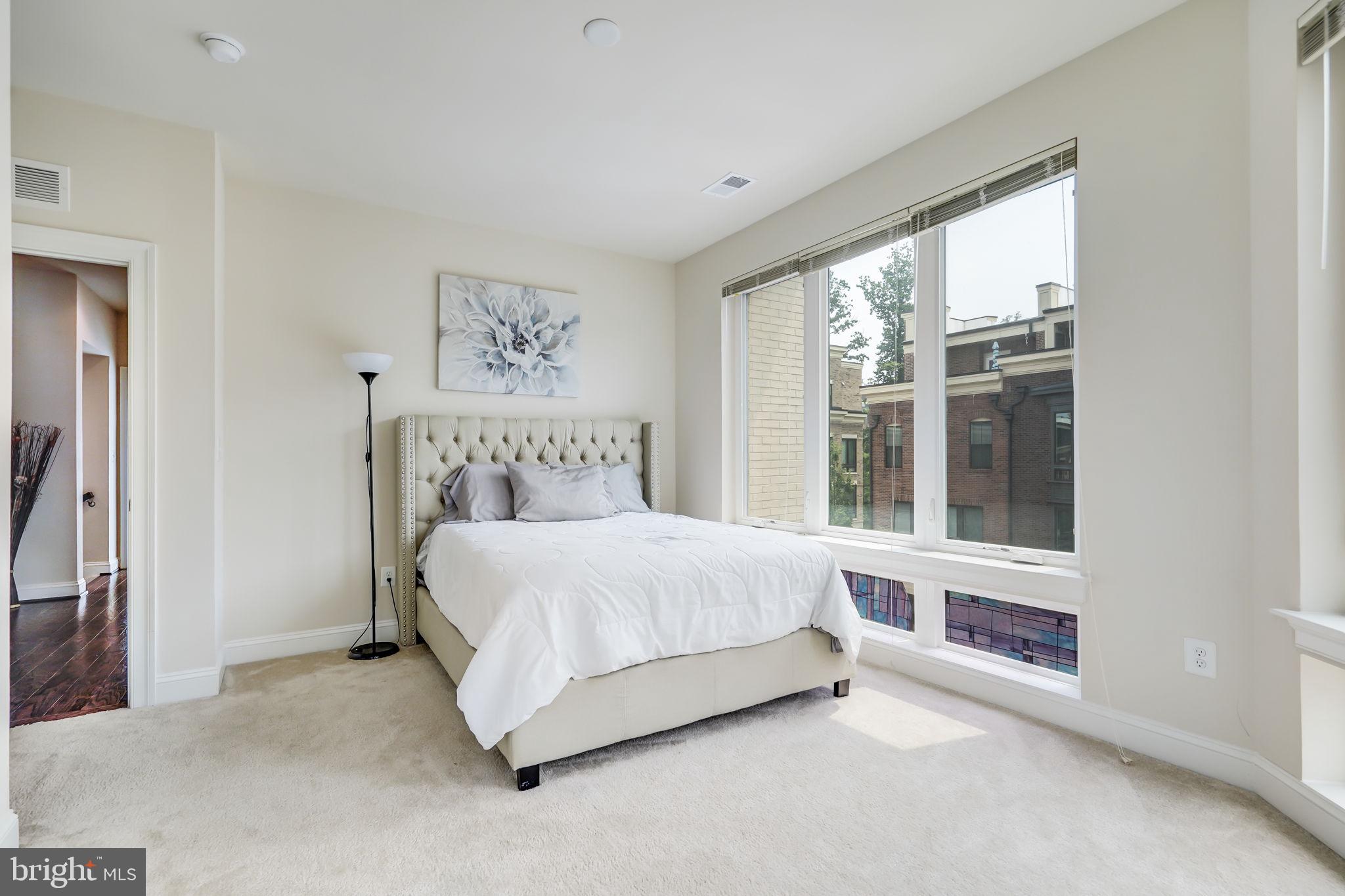 POTOMAC OVERLOOK CONDO - Residential Lease