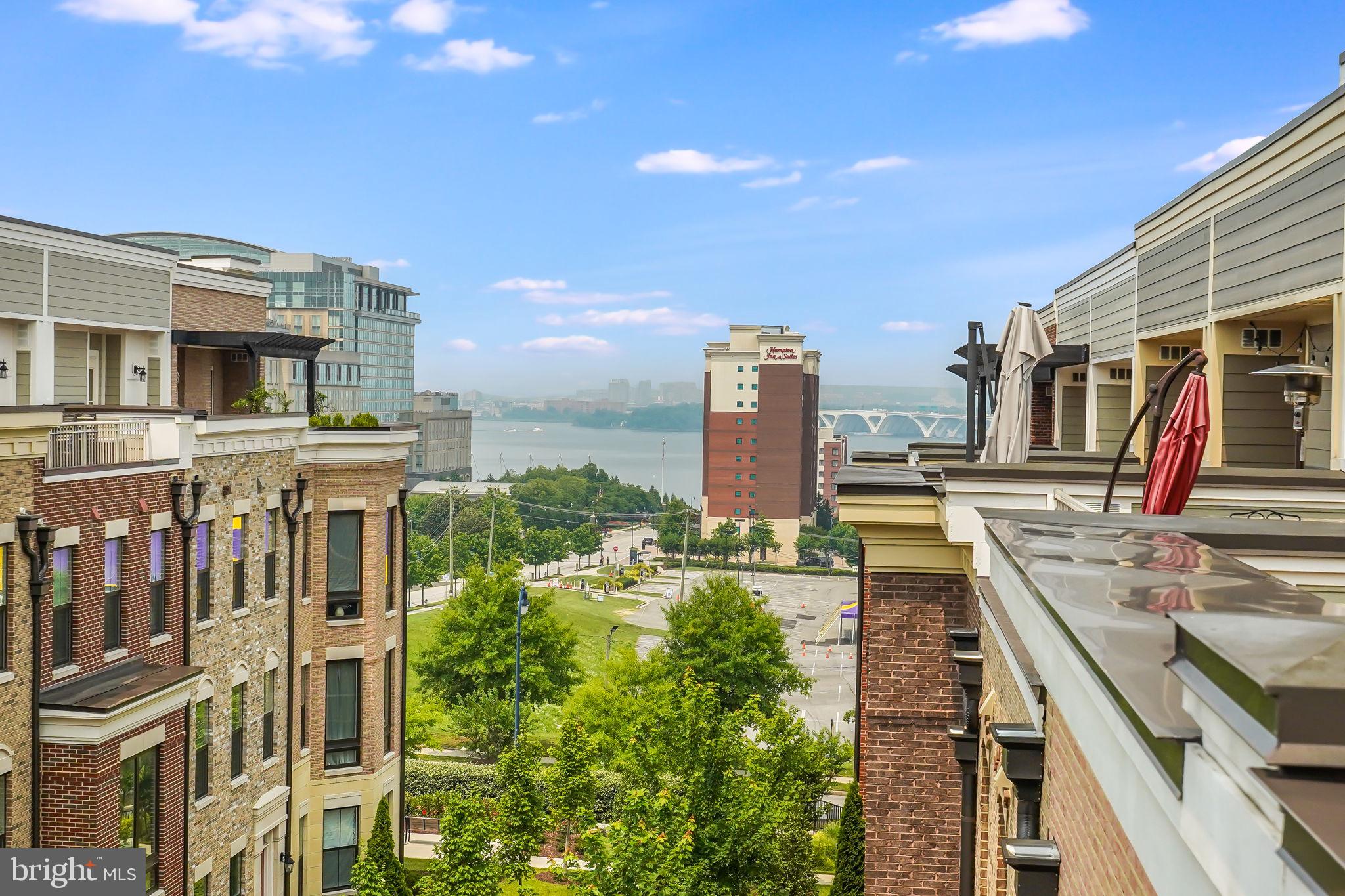 POTOMAC OVERLOOK CONDO - Residential Lease