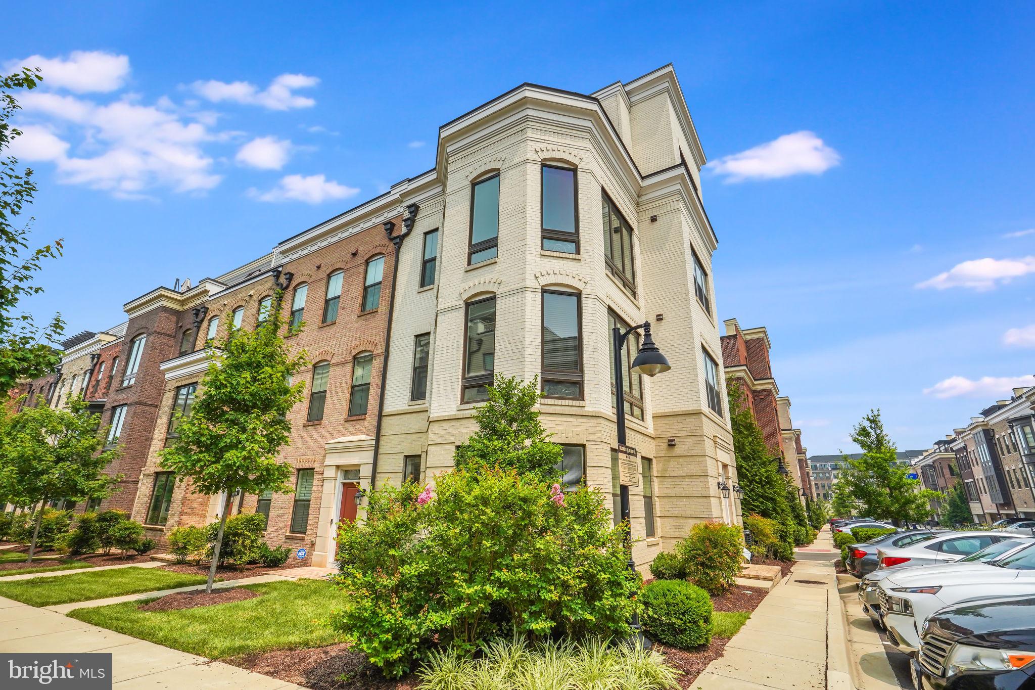 POTOMAC OVERLOOK CONDO - Residential Lease