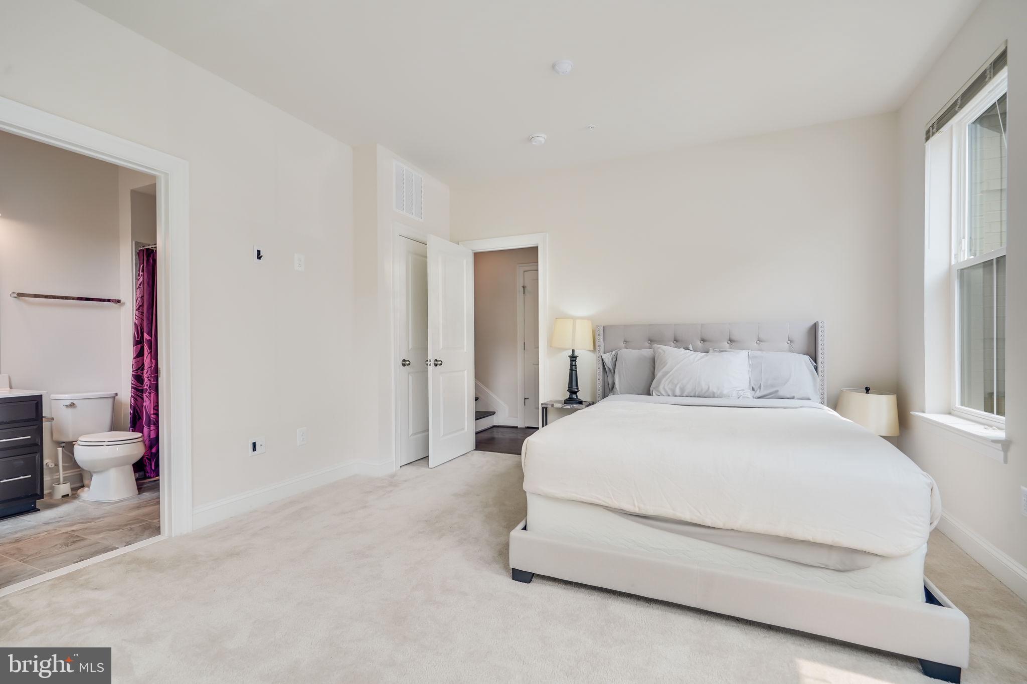 POTOMAC OVERLOOK CONDO - Residential Lease