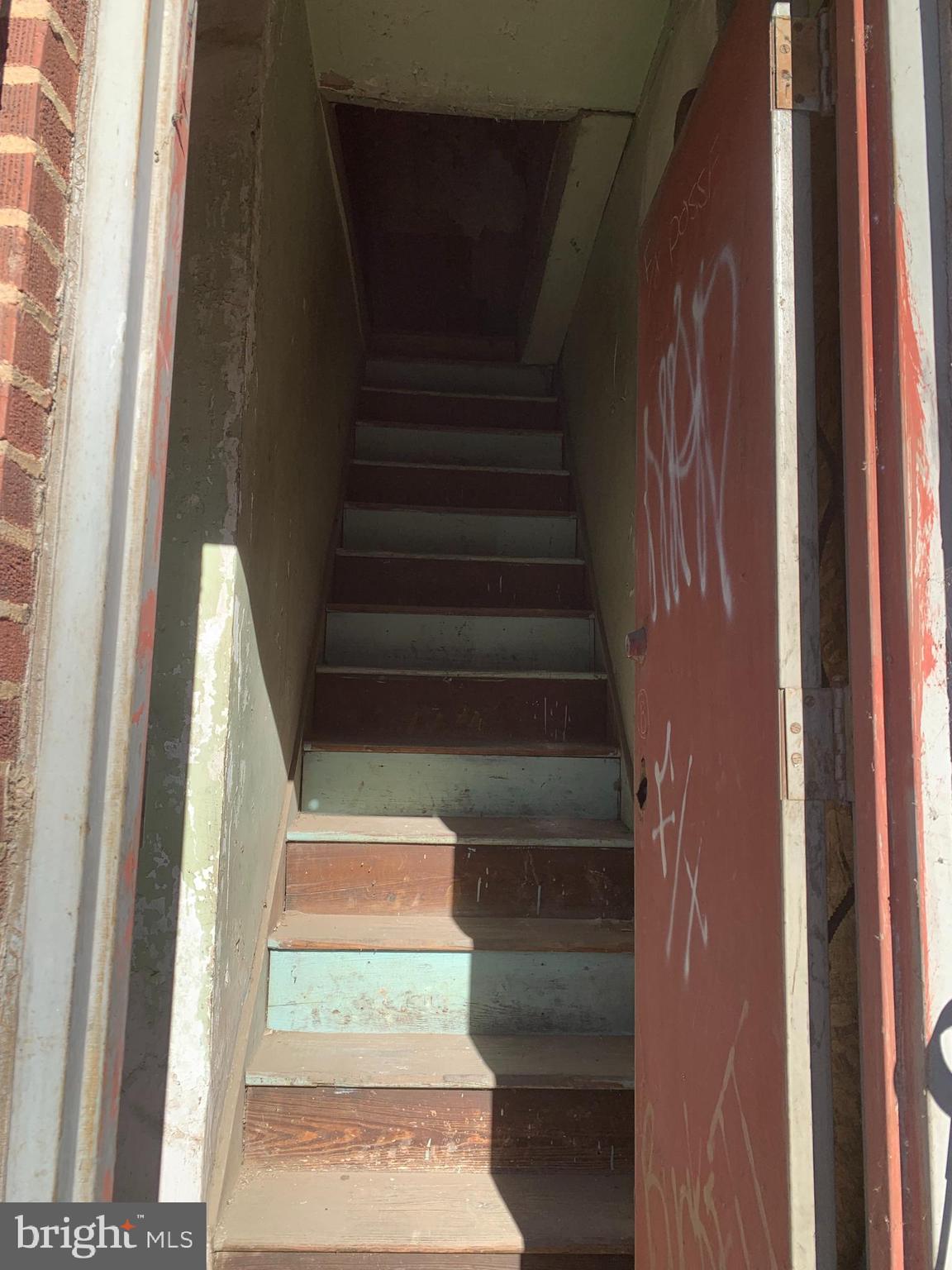 NEWBOLD - Commercial Sale