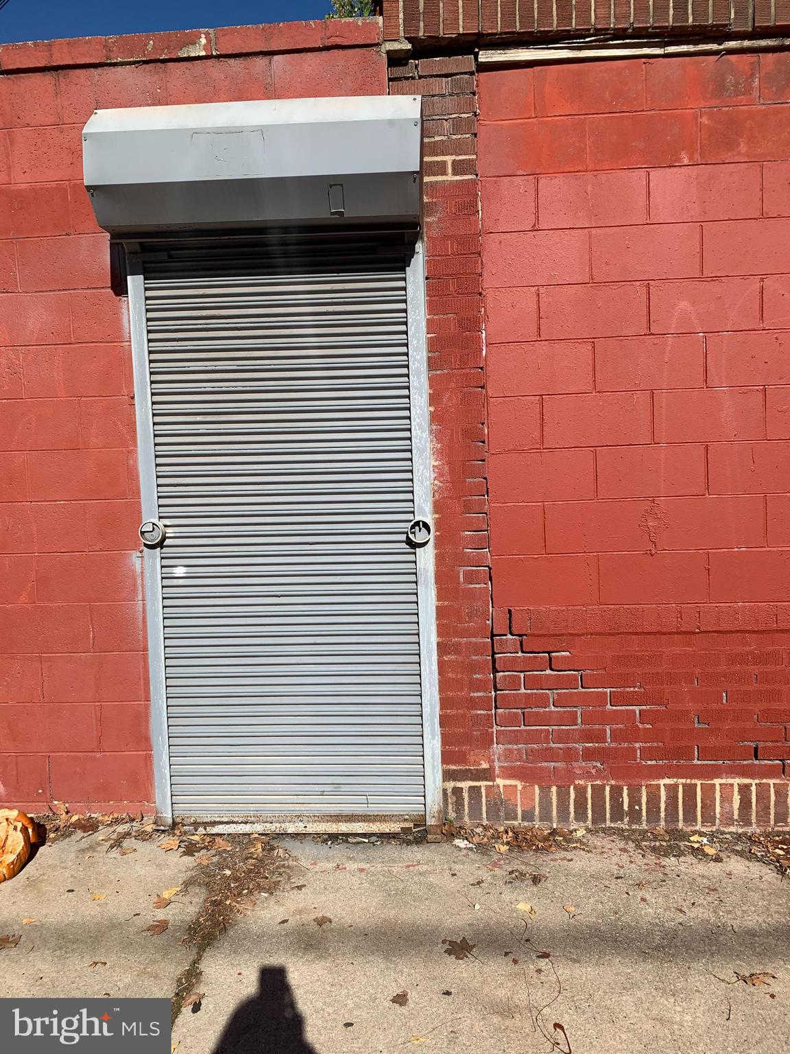 NEWBOLD - Commercial Sale