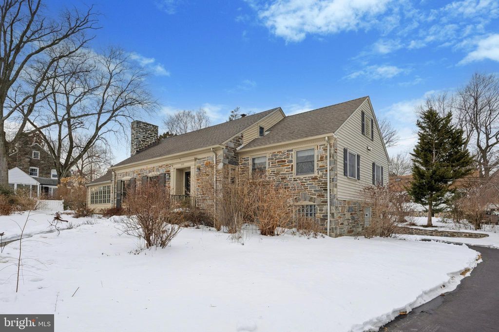 Photo of 505 Redleaf Road, WYNNEWOOD, PA 19096 (MLS # PAMC2165874)