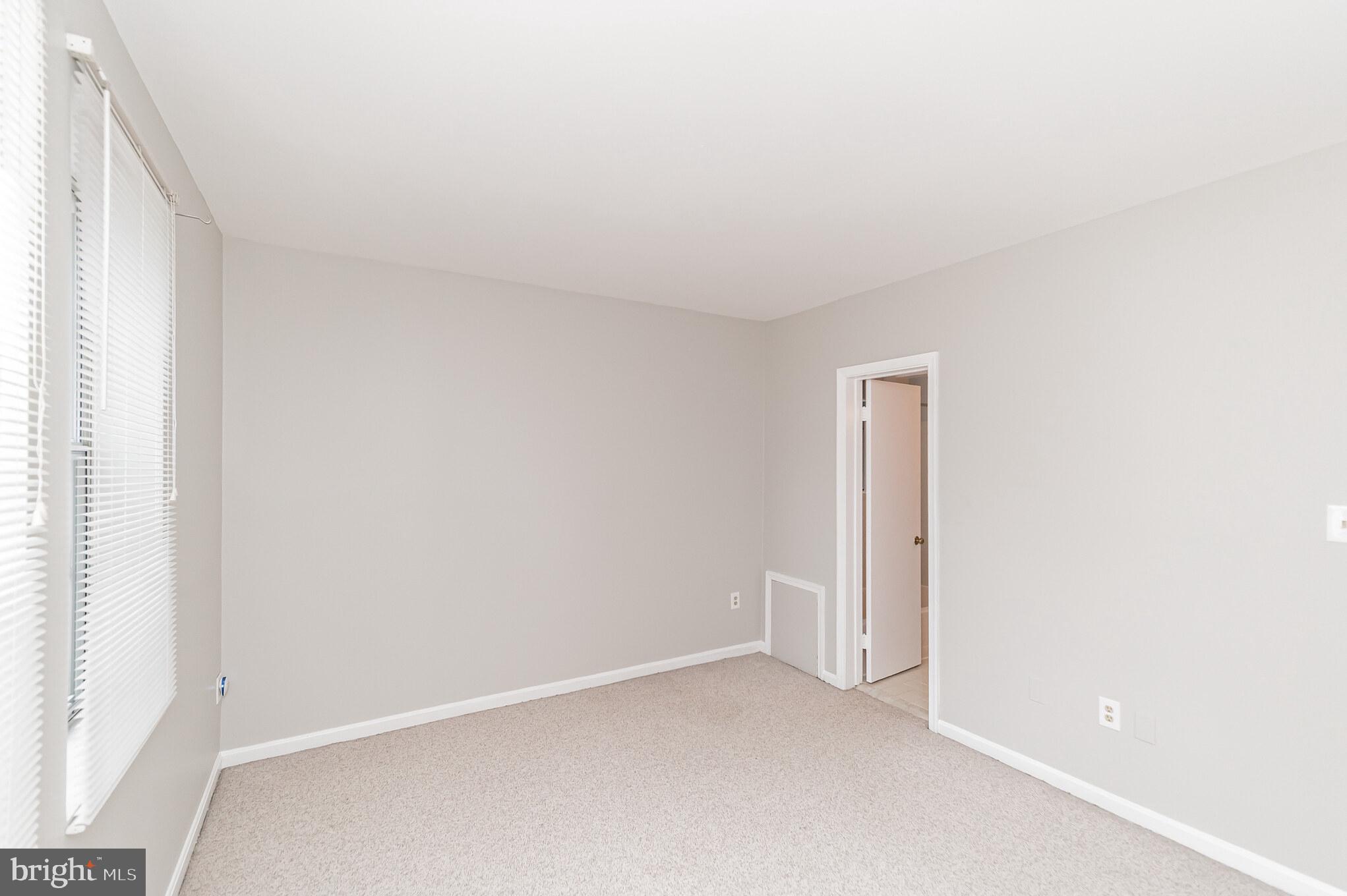 COLONIAL VILLAGE - Residential Lease