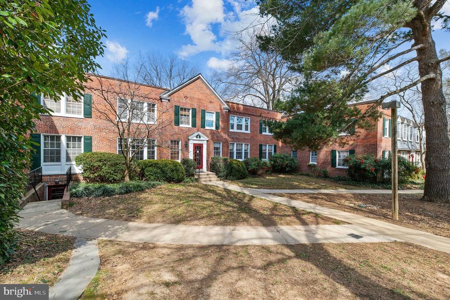 Charming 1-bedroom, 1-bath apartment in the sought-after Colonial Village community — a quiet, green oasis in the heart of North Arlington's Rosslyn-Ballston Corridor. Enjoy a peaceful courtyard setting just minutes from both Rosslyn and Courthouse Metro stations. The unit features updated kitchen flooring and countertops, with a refrigerator replaced in 2022. Pet-friendly building with additional storage and access to a resident parking lot (unassigned, first-come, first-served). Close to shops, dining, and nightlife. Available as early as June 1, 2025. No smoking.