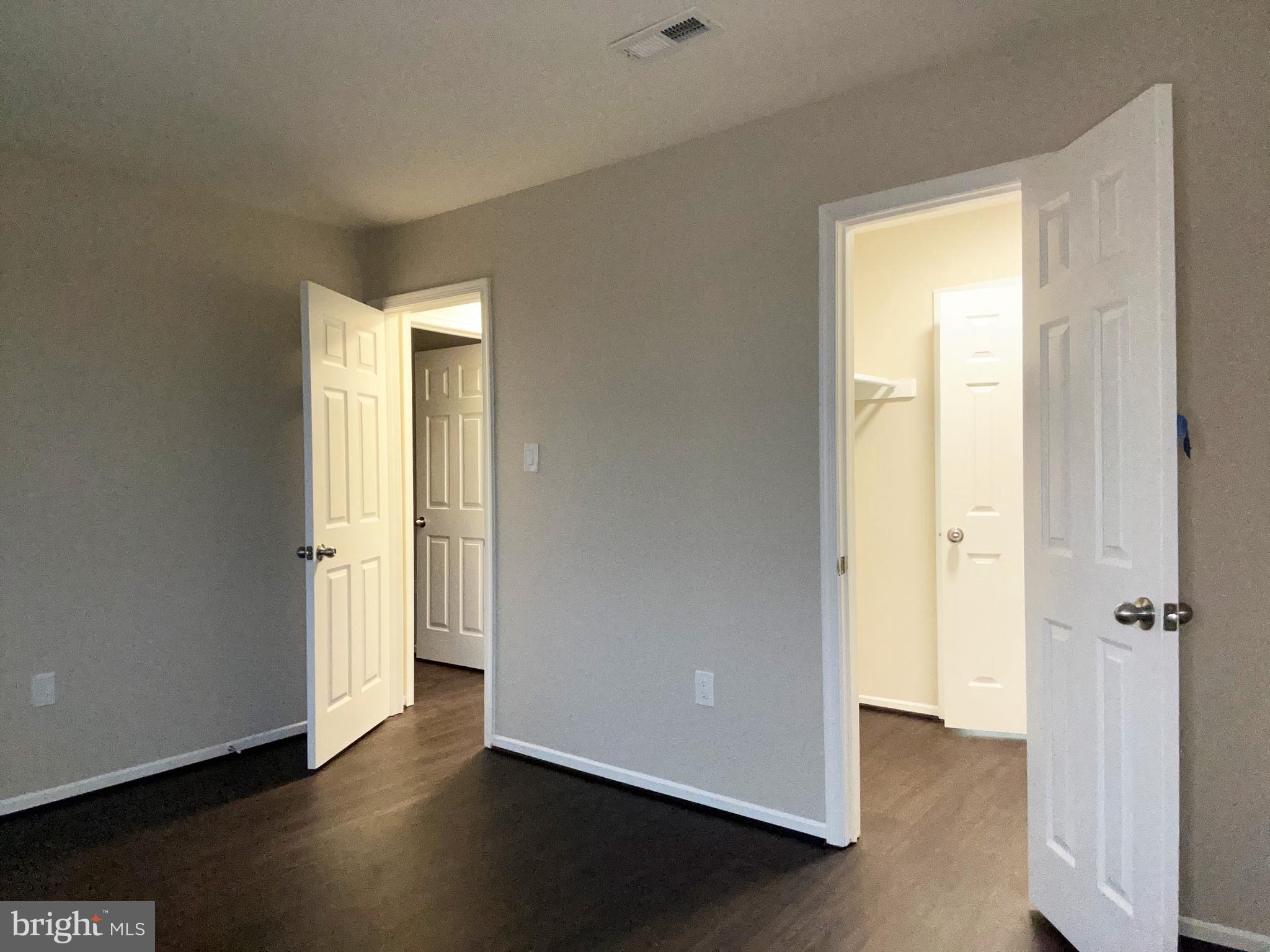 PARKWAY CONDOMINIUMS - Residential