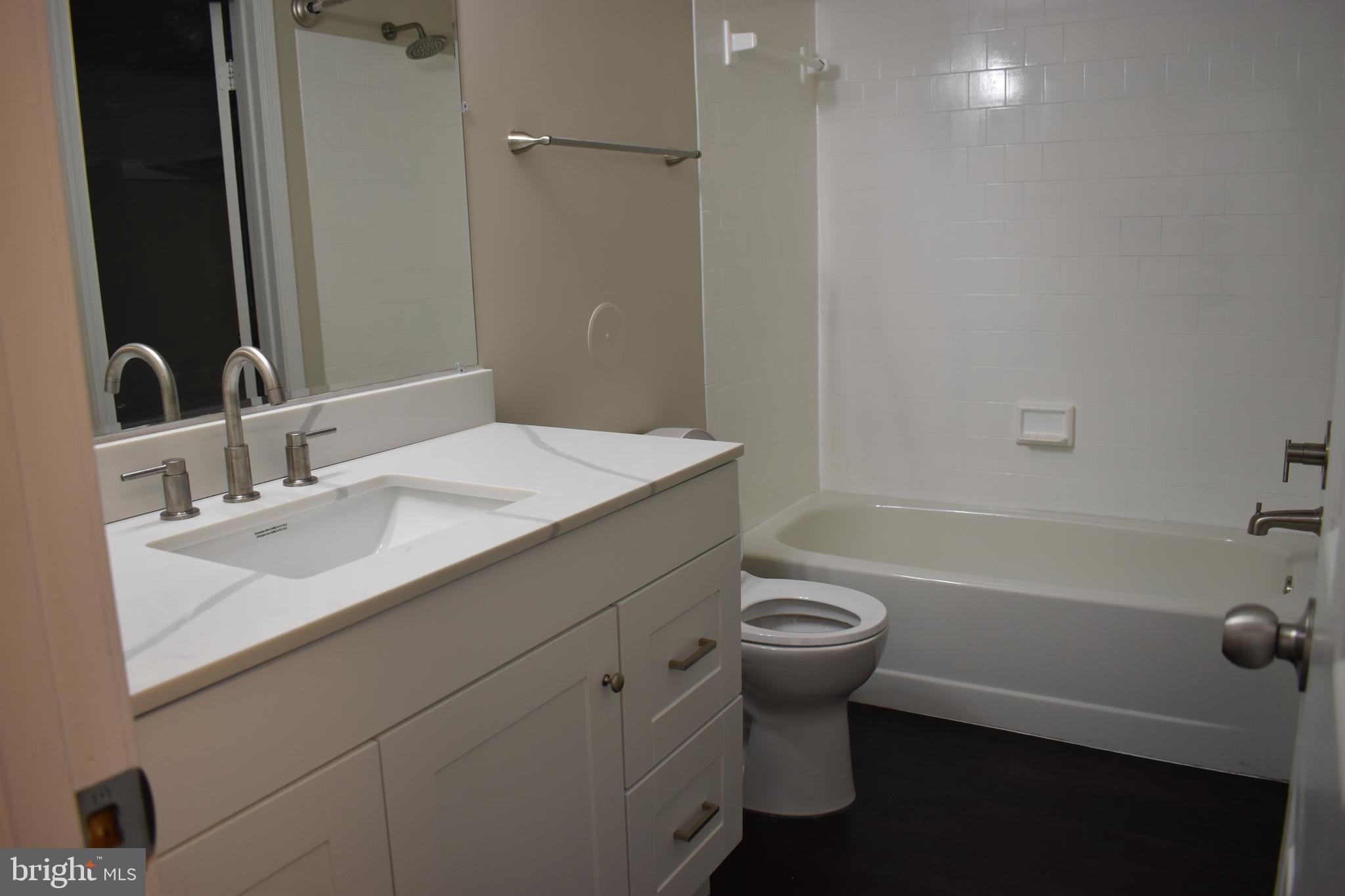 PARKWAY CONDOMINIUMS - Residential