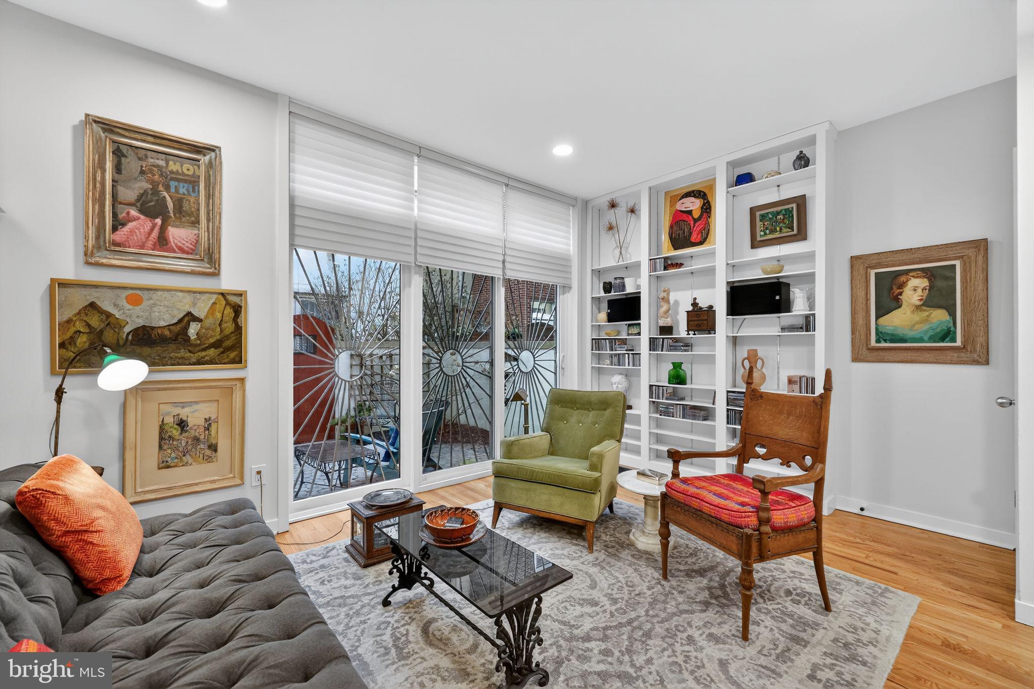 WASHINGTON SQ WEST - Residential