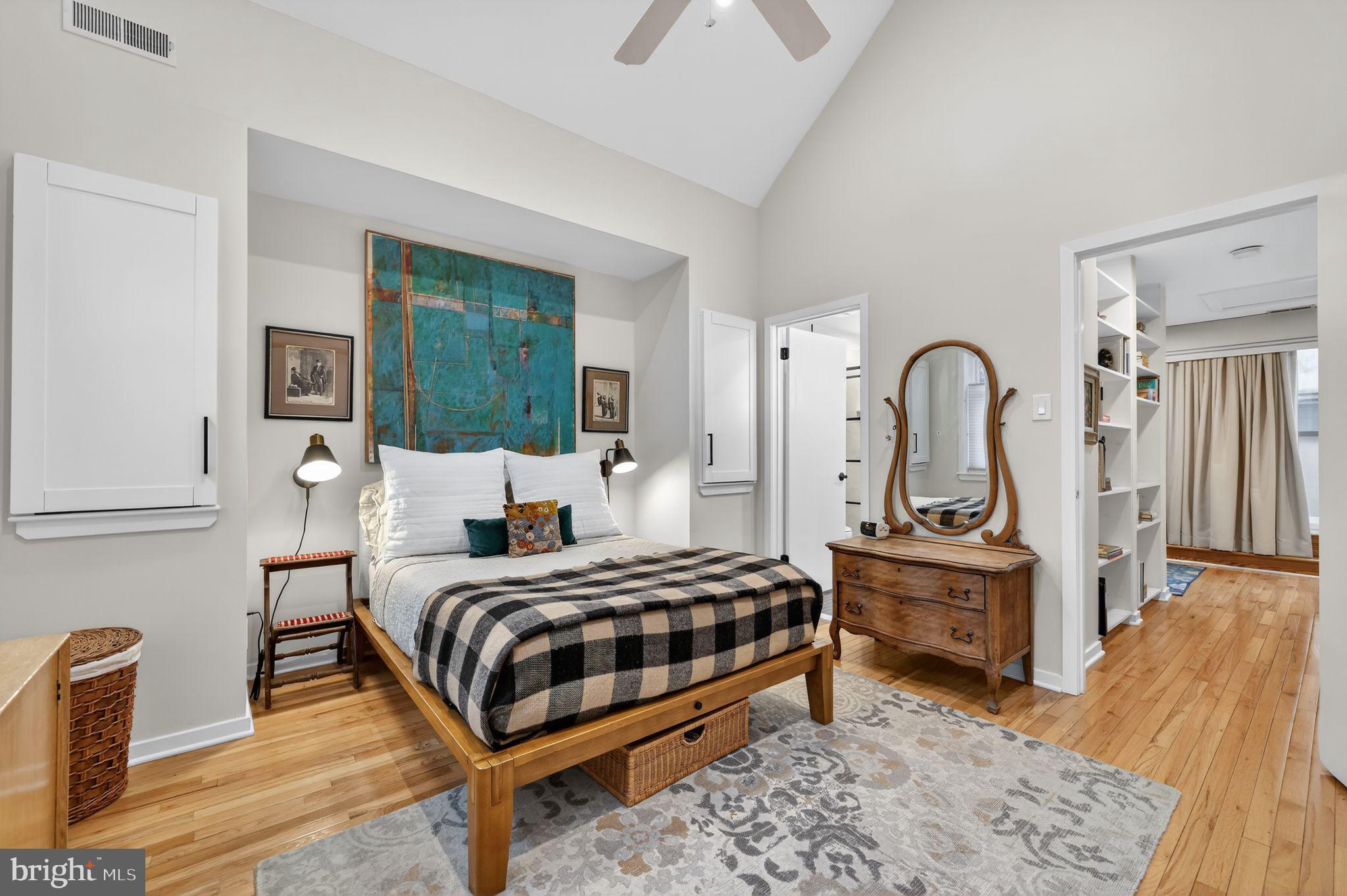 WASHINGTON SQ WEST - Residential